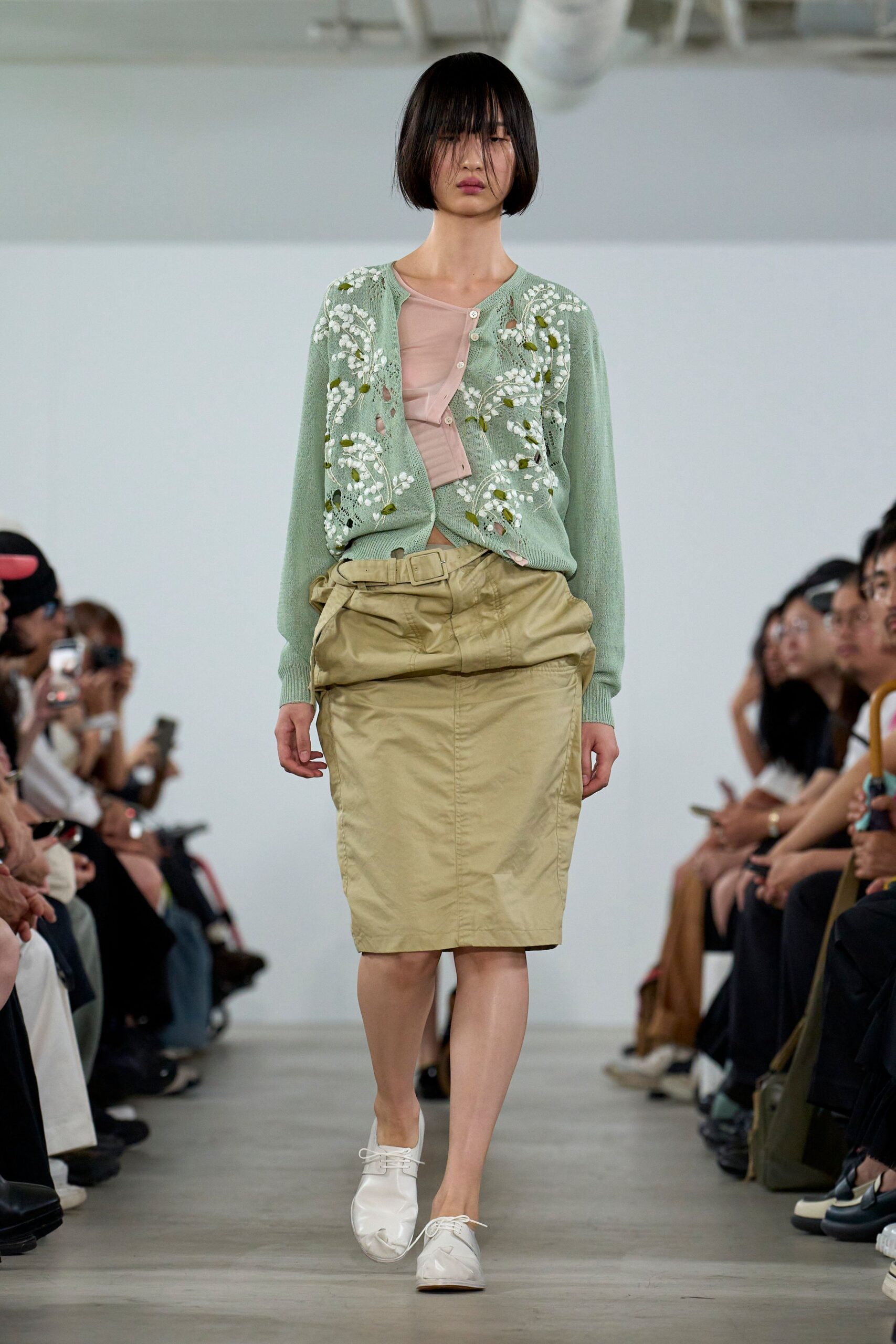 green cotton long-sleeve fitted embroidered cardigan