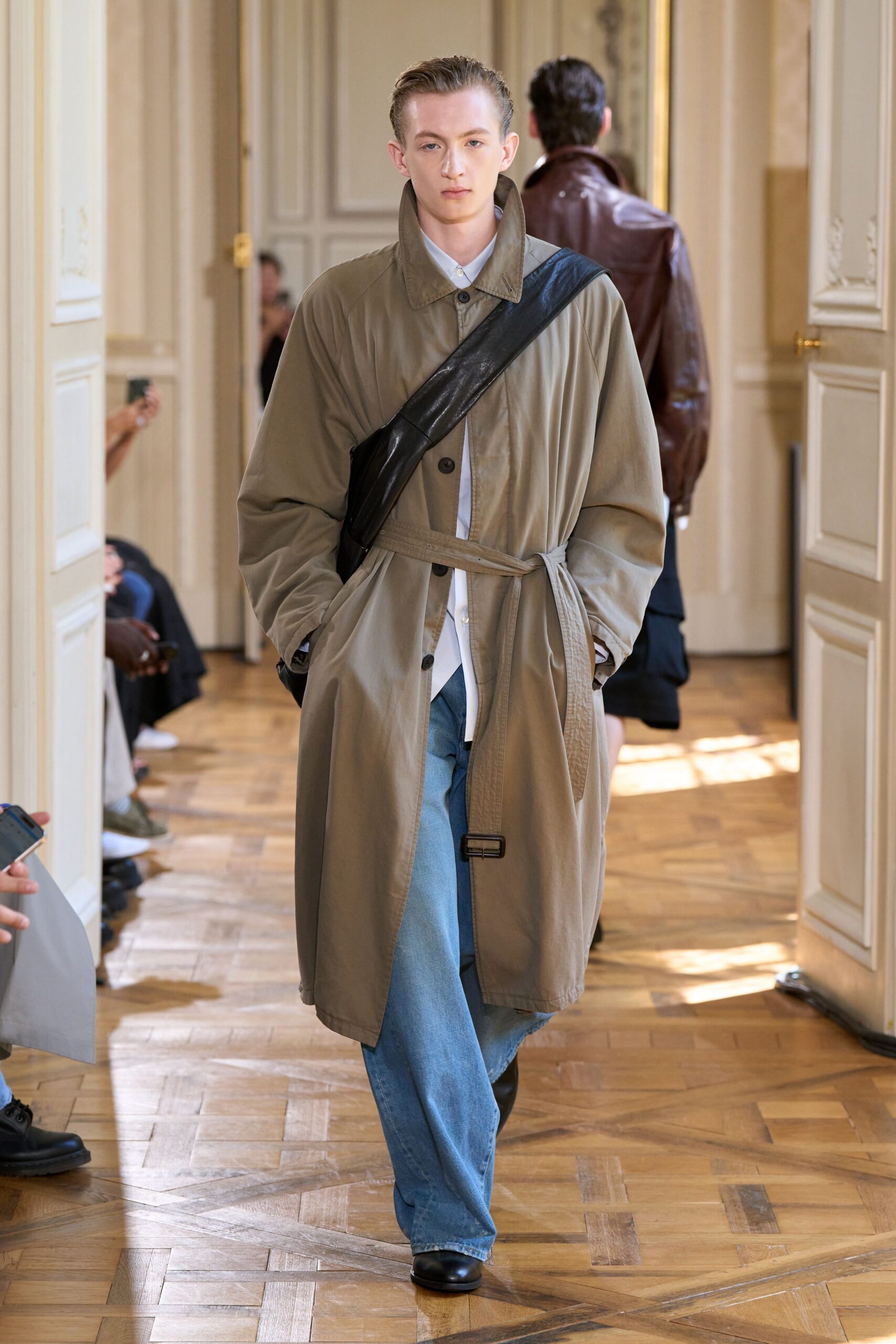 beige trench coat with denim pants
