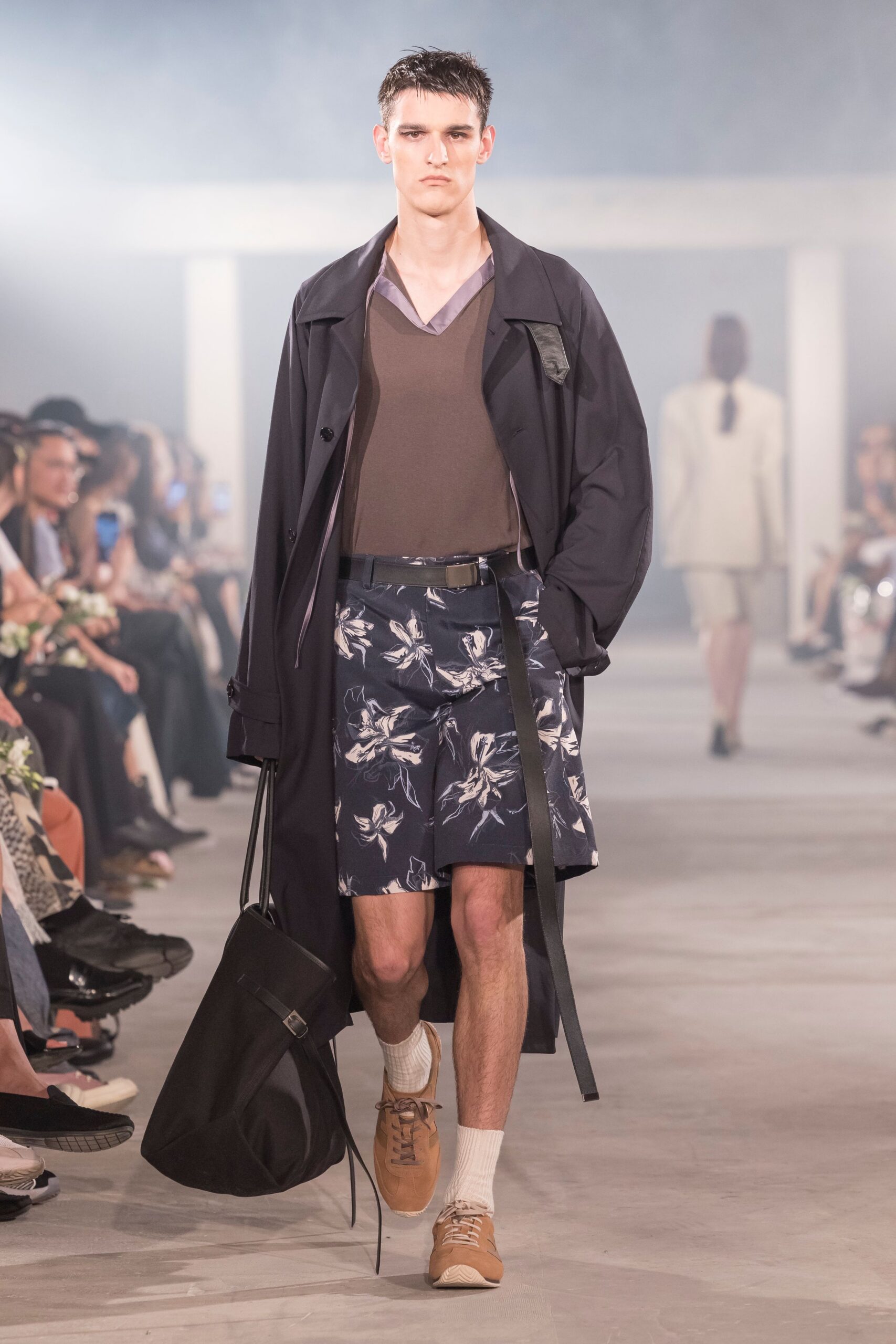 blue cotton relaxed printed short shorts
