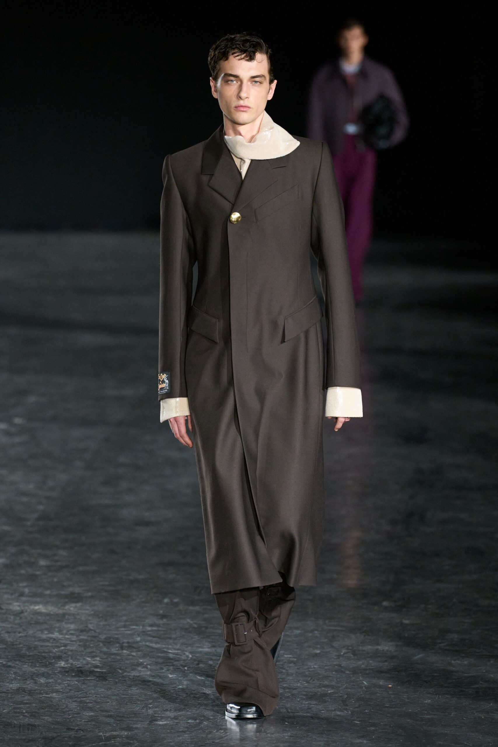 brown wool long-sleeve collared structured buttoned maxi coat