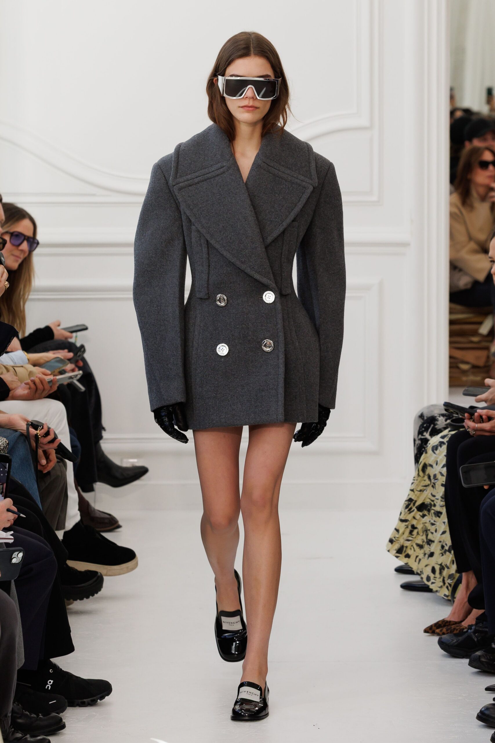 gray wool long-sleeve collared structured buttoned short blazer