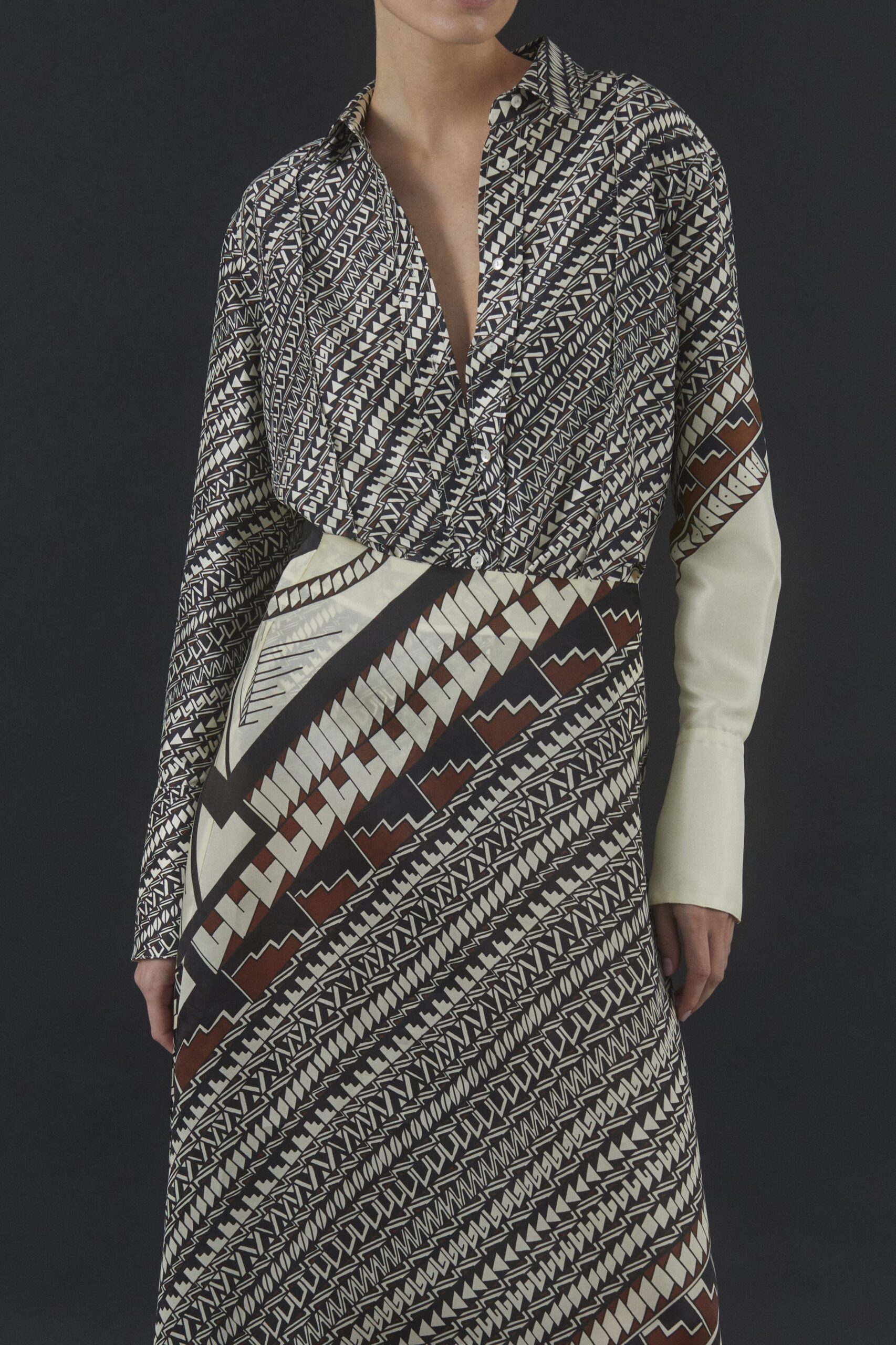 printed midi dress with long sleeves