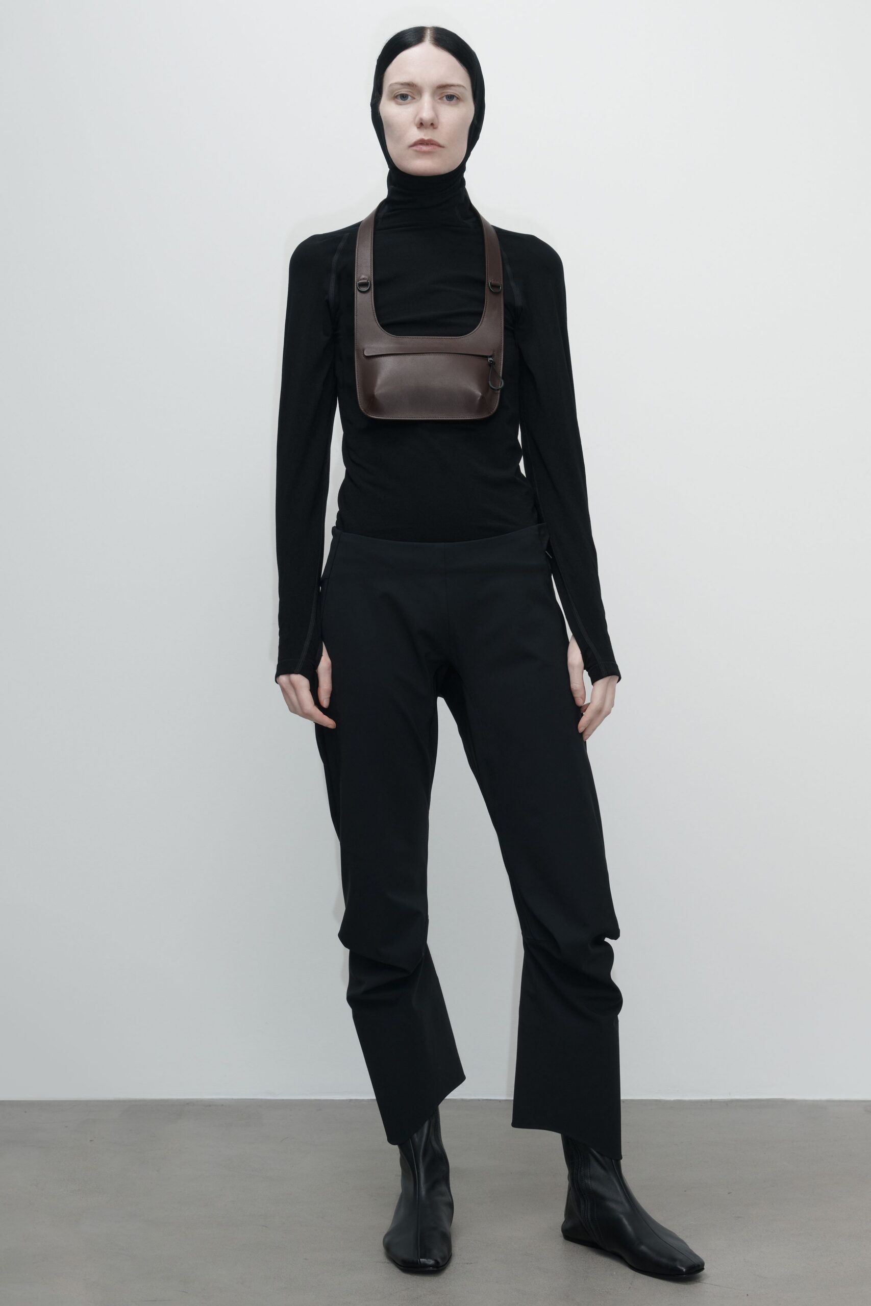black cotton fitted high-waisted straight-leg pants
