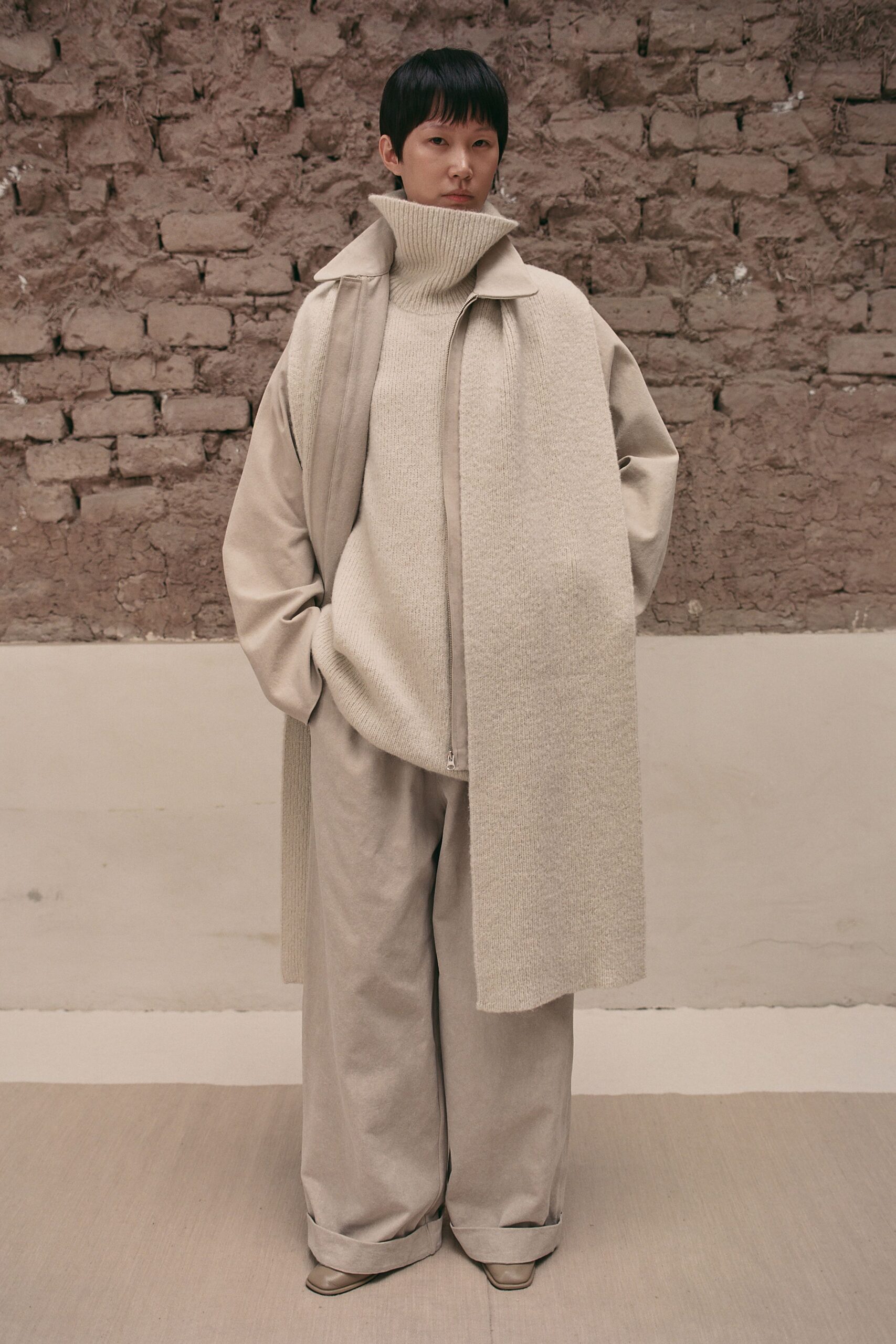 beige wool long-sleeve collared relaxed layered coat