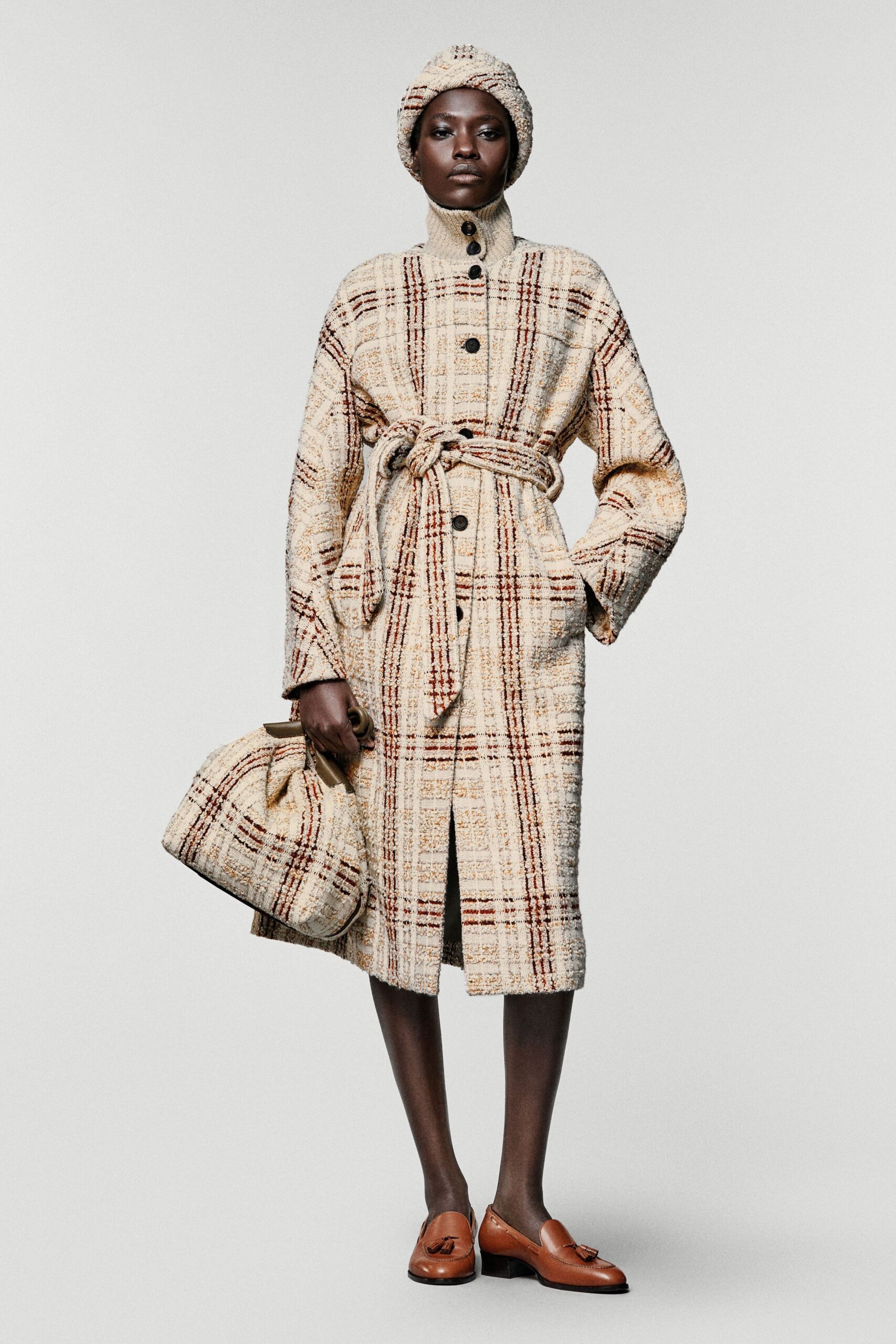 beige wool long-sleeve collared relaxed buttoned checked coat