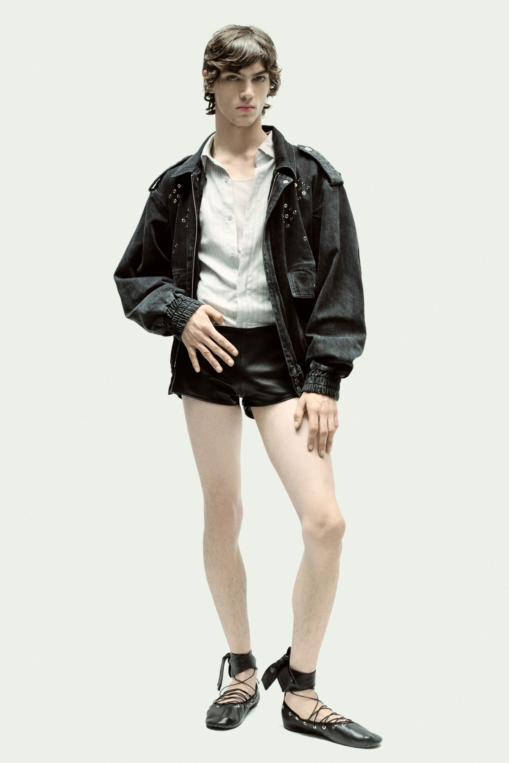 black denim fitted pockets short shorts