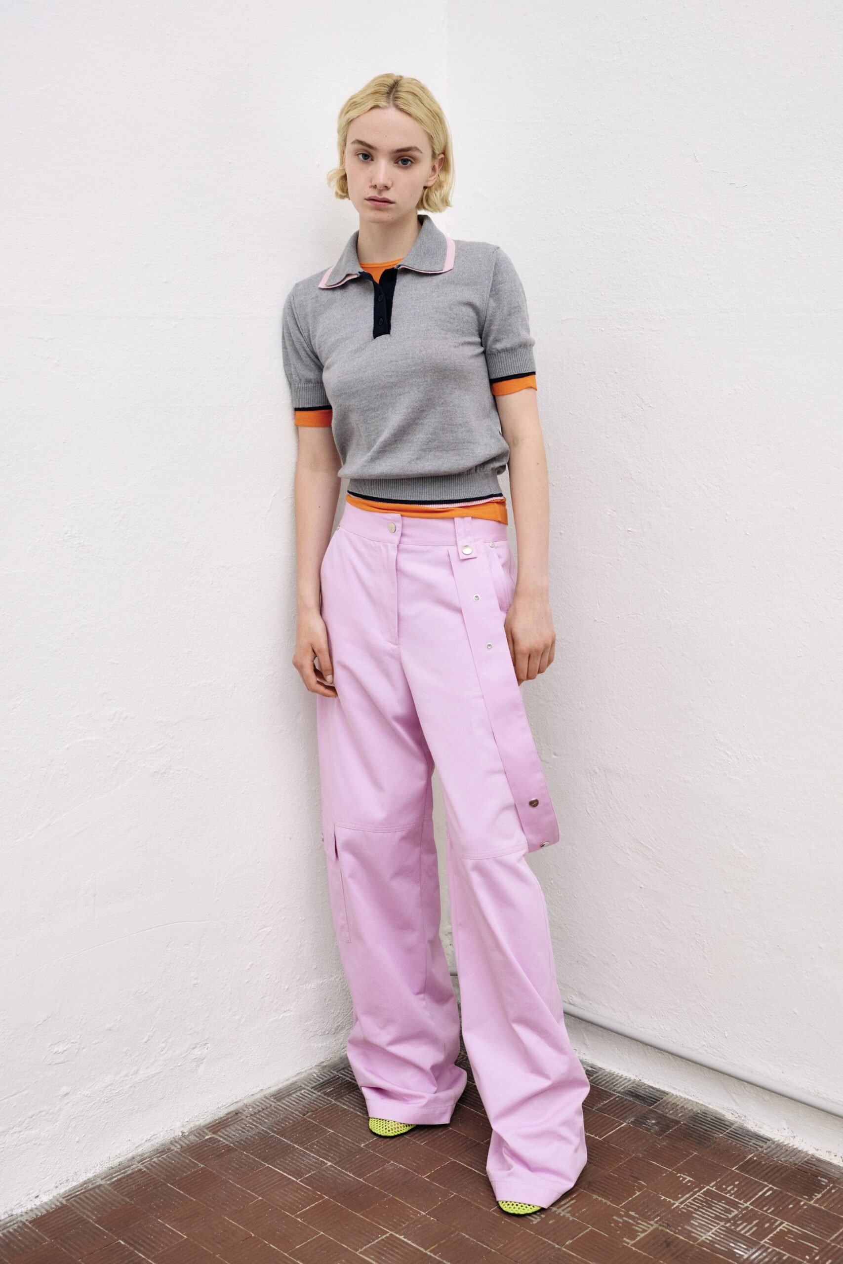 pink cotton relaxed high-waisted zippered pants