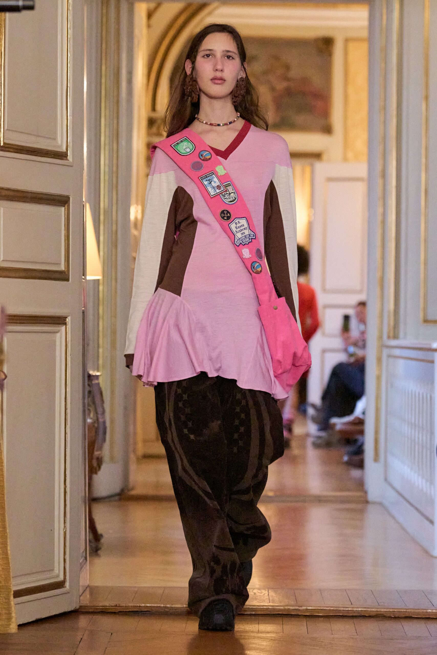 pink cotton long-sleeve v-neck relaxed layered pleated top