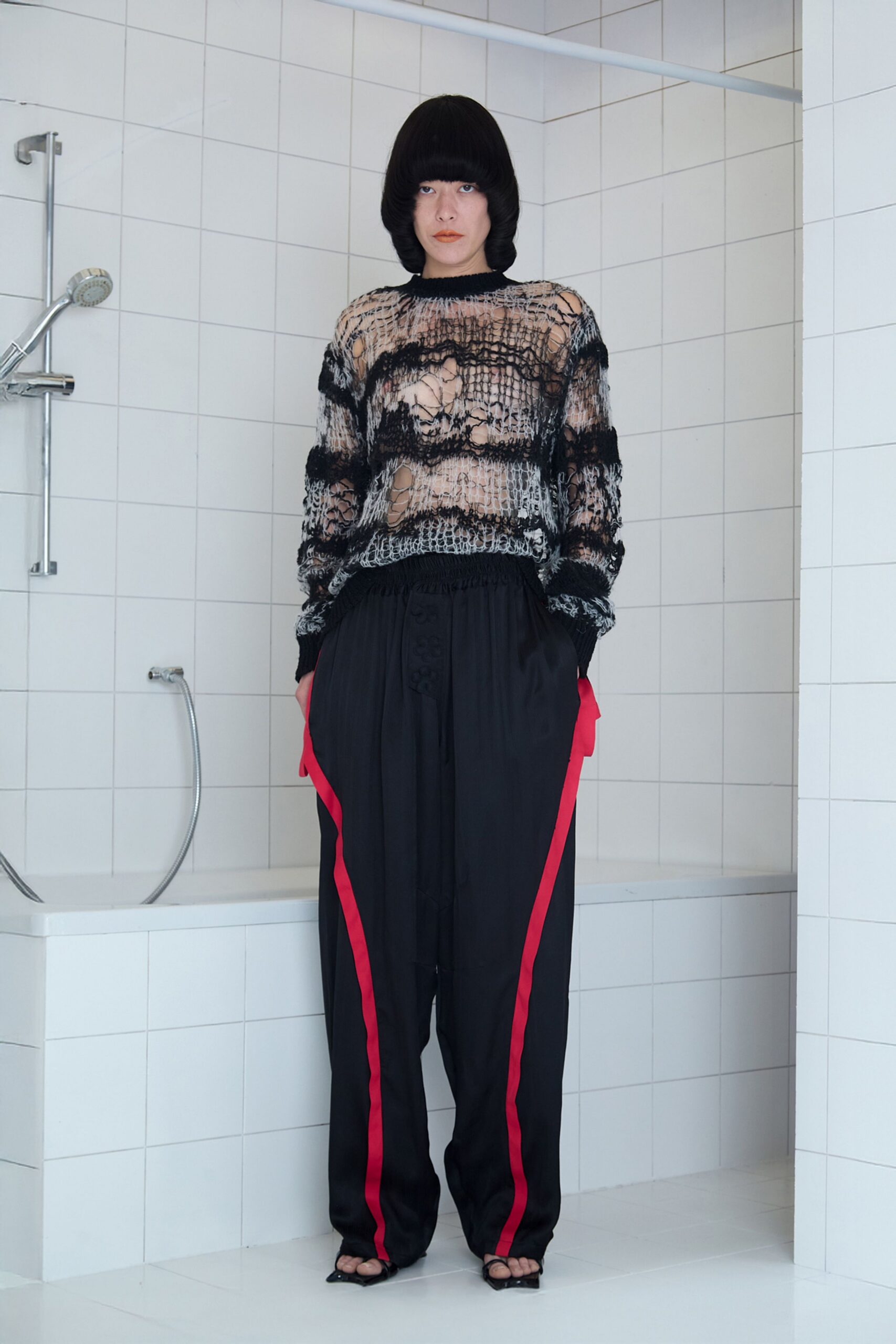 black cotton long-sleeve relaxed textured sweater