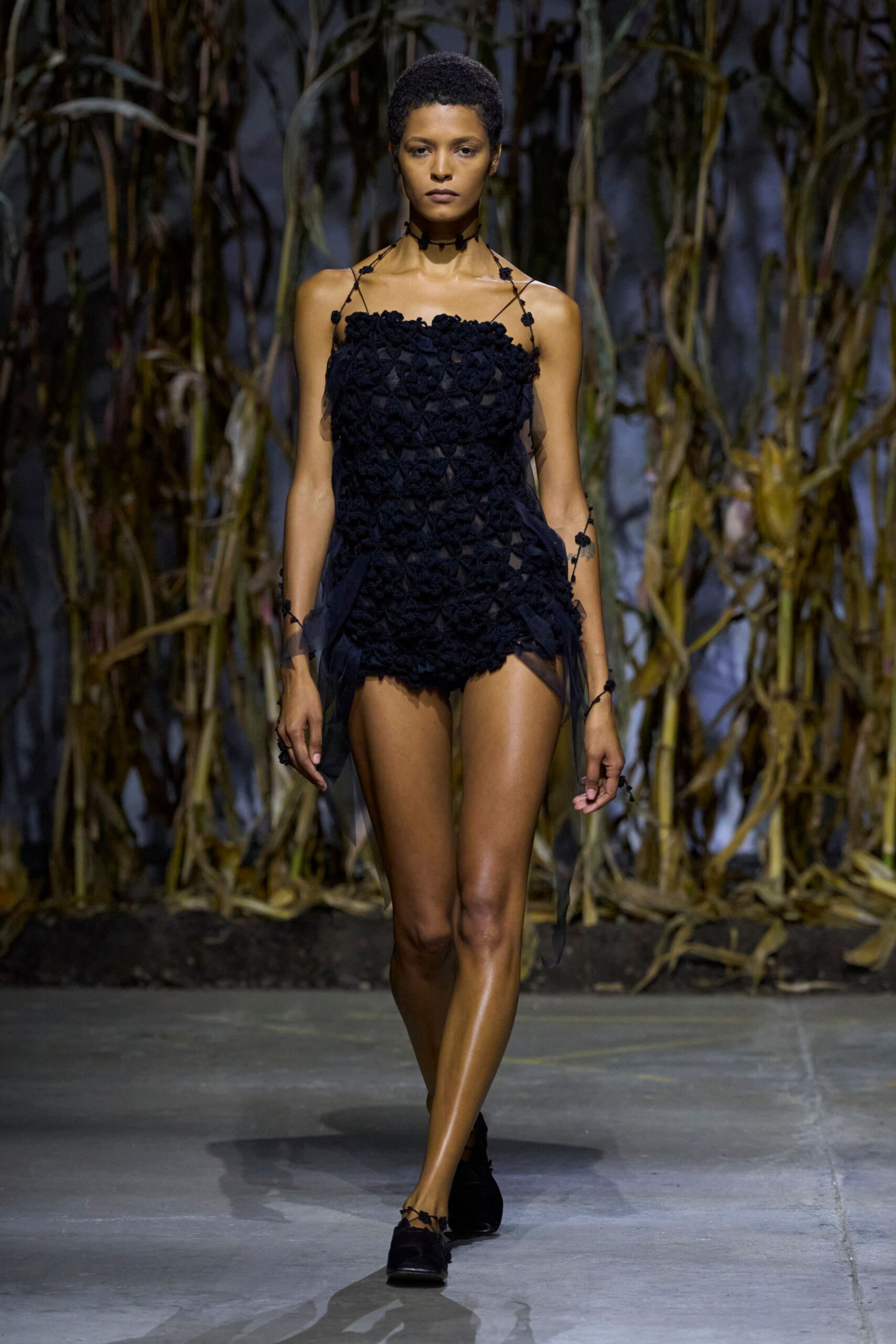 black cotton sleeveless fitted ruffled short romper