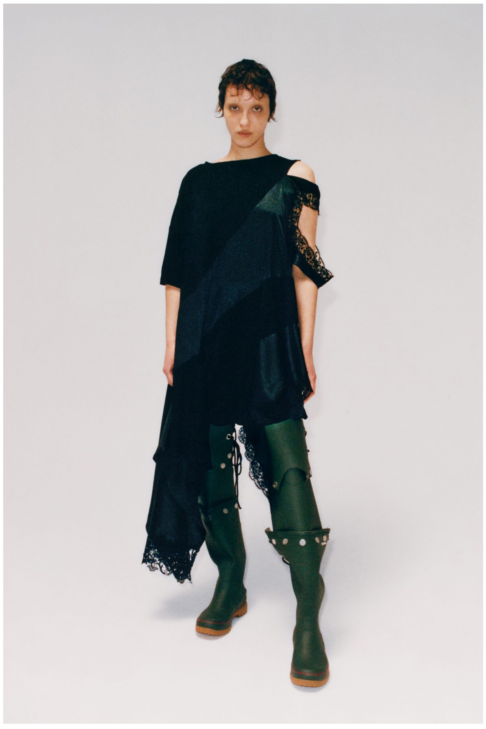 green fitted textured boots