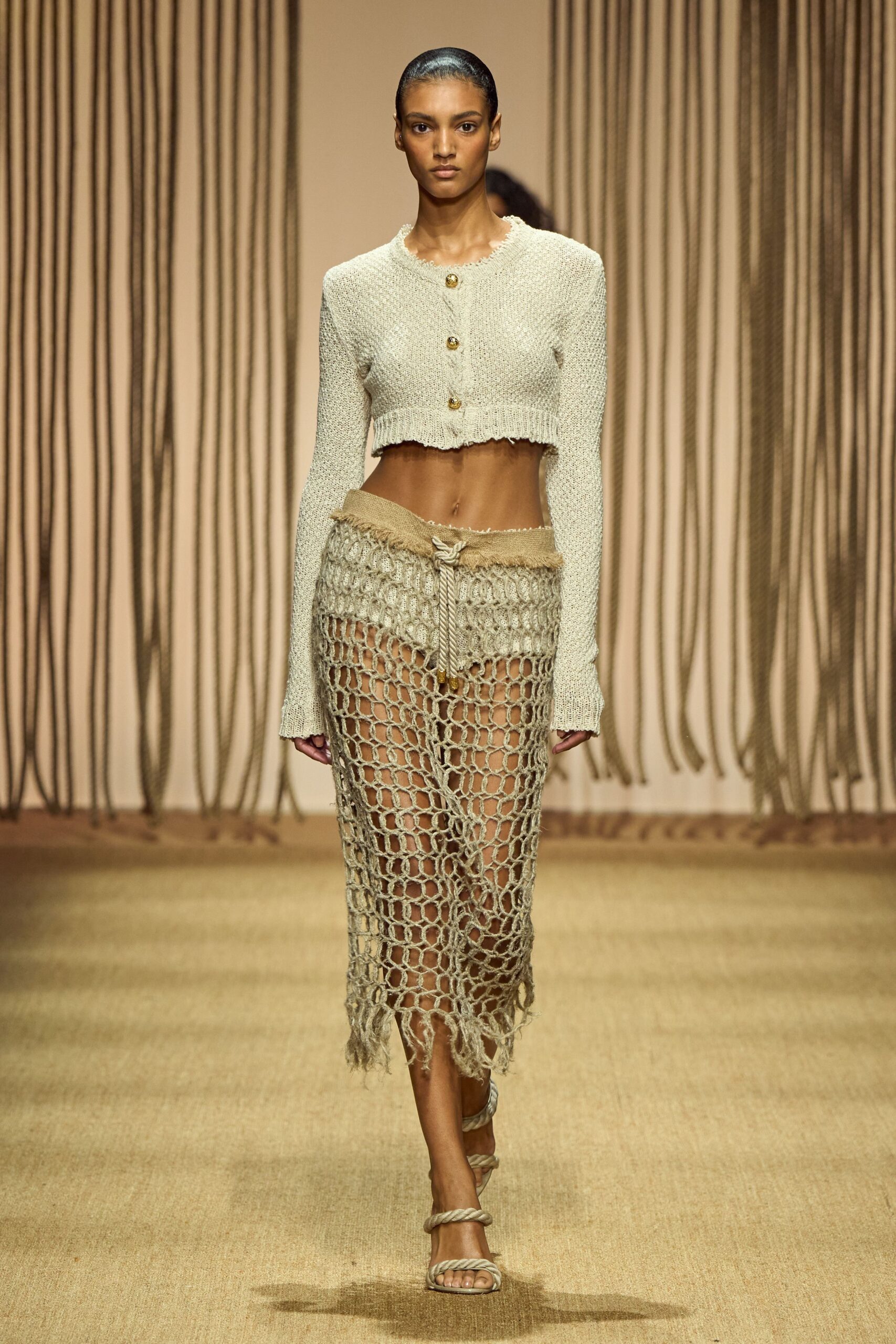 beige cotton long-sleeve collared fitted buttoned cropped top