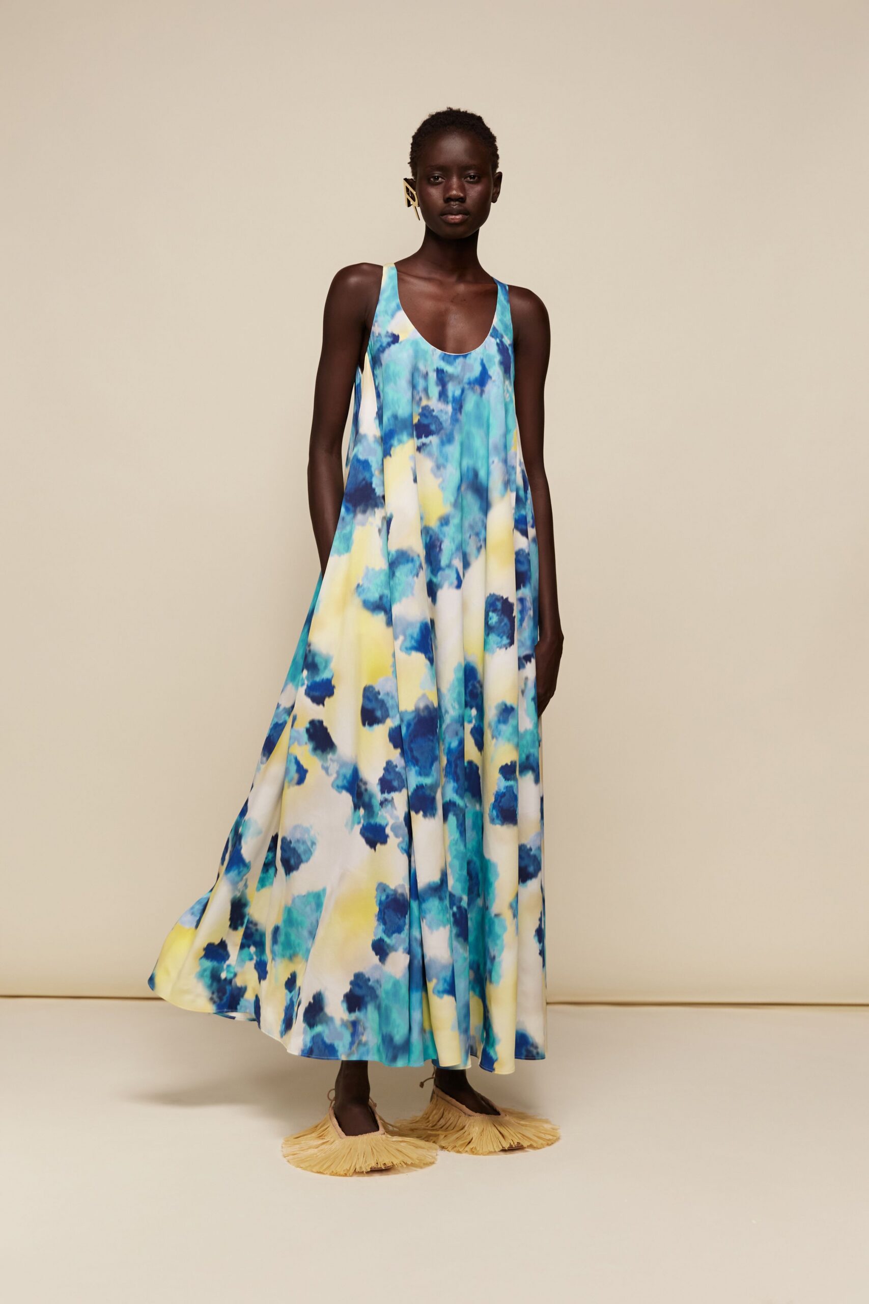 blue cotton sleeveless scoop-neck relaxed printed flowing maxi-dress