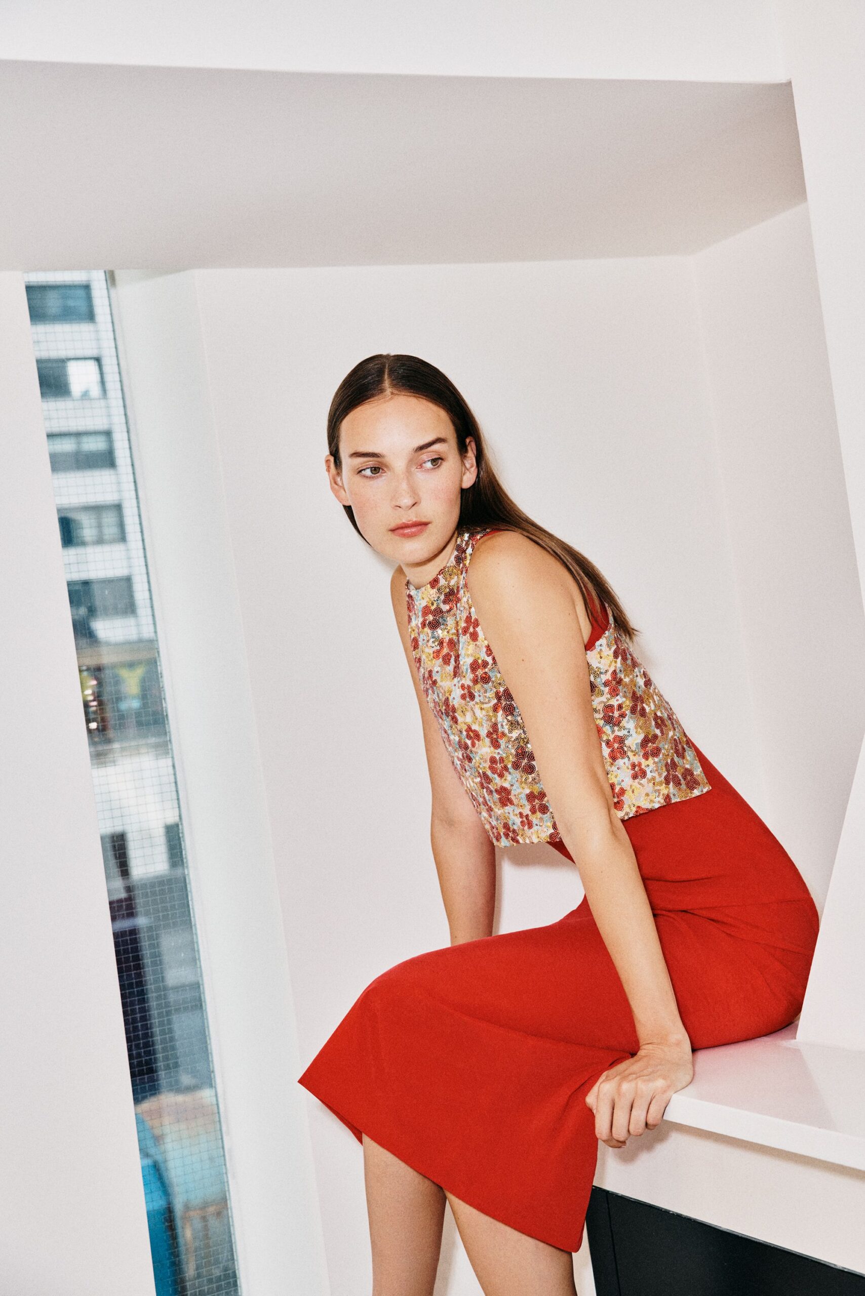 multi cotton sleeveless high-neck fitted floral top