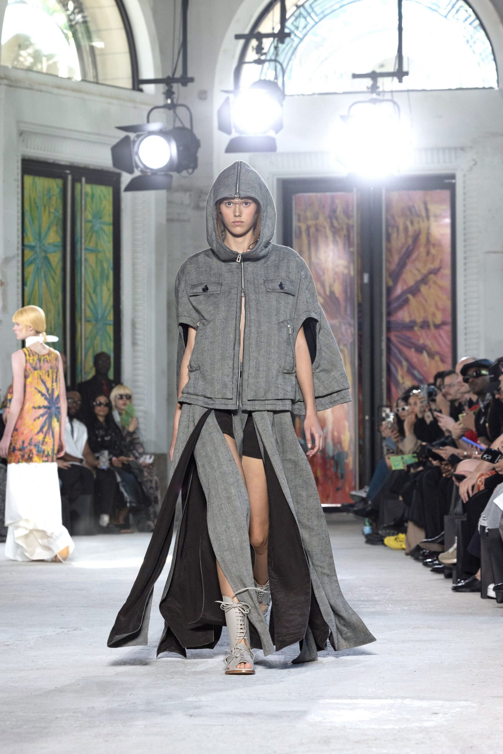 gray cotton short-sleeve hooded relaxed zippered layered jacket