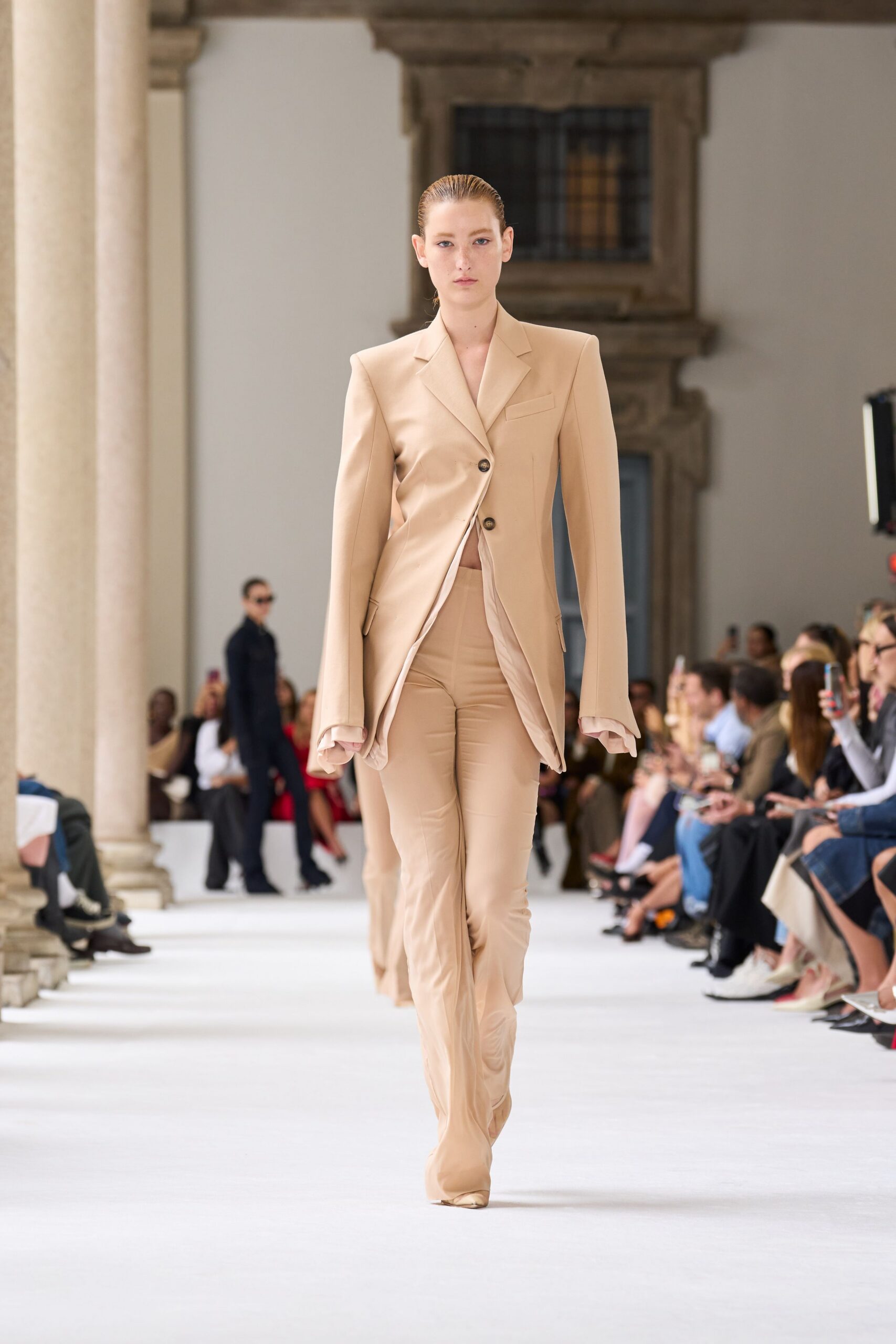 beige cotton long-sleeve collared tailored buttoned suit