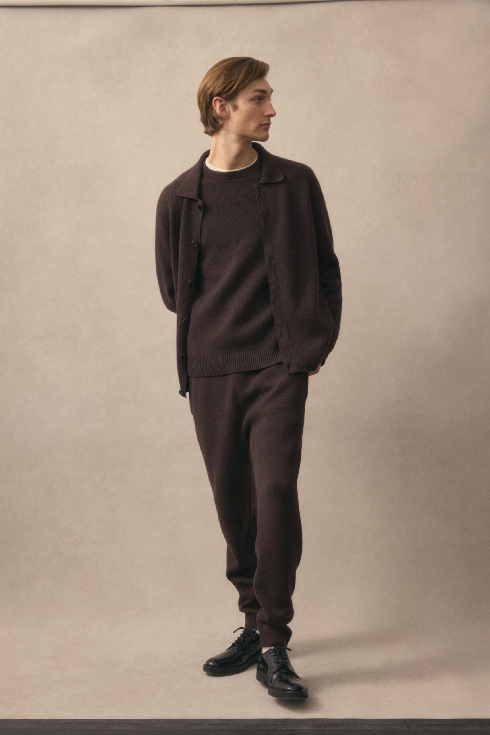 brown wool slim pants