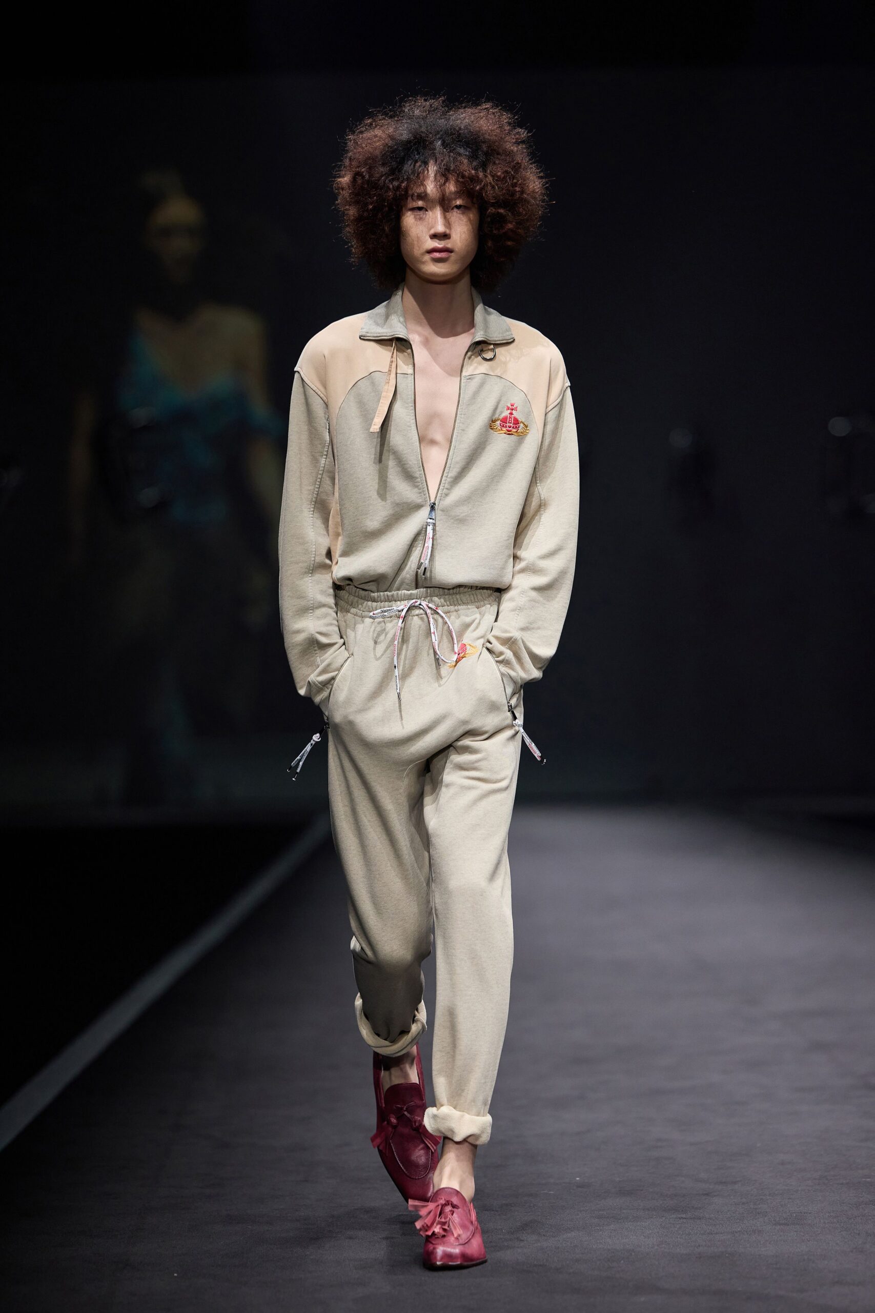 beige cotton relaxed zippered pants