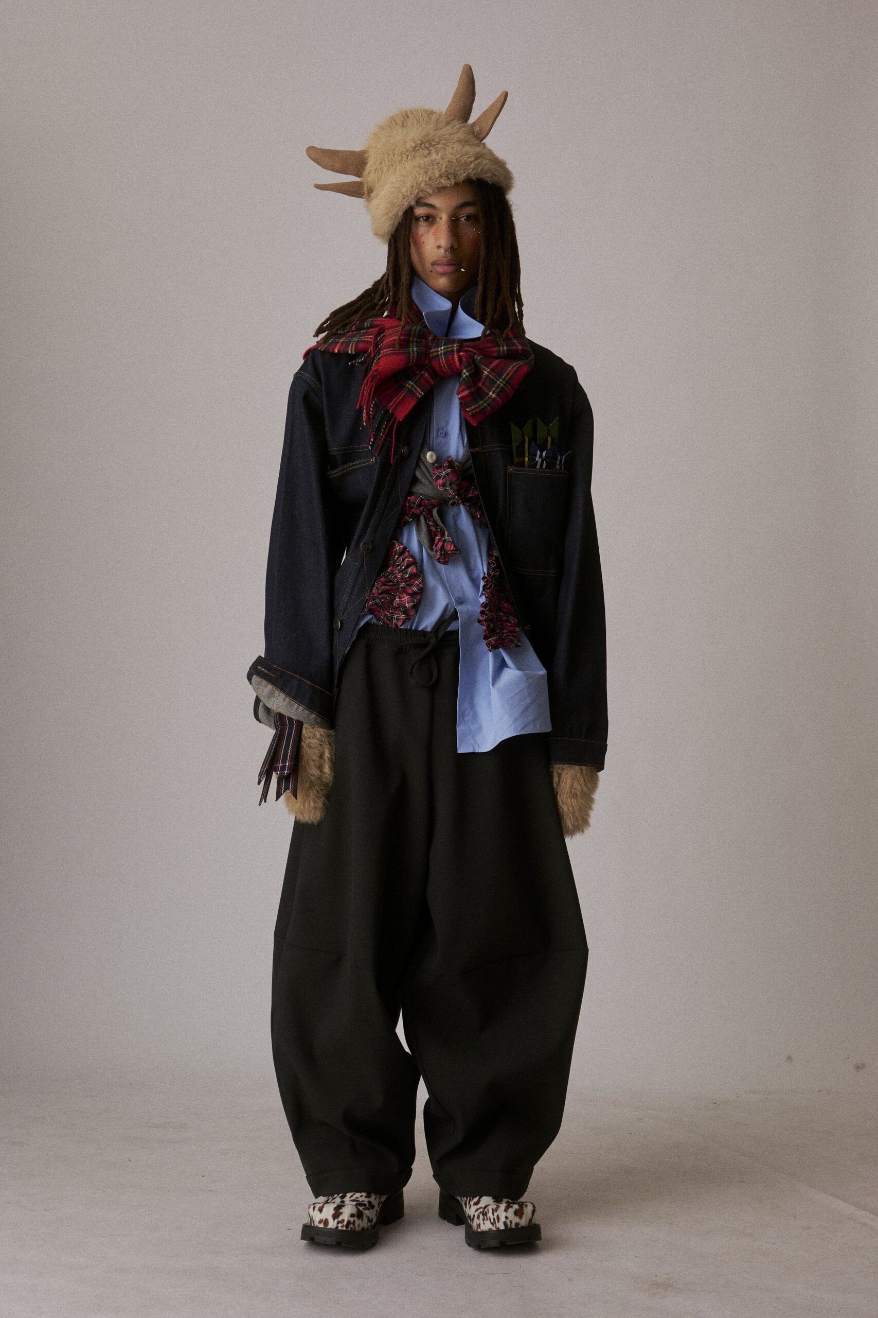 relaxed denim jacket with wide-leg pants