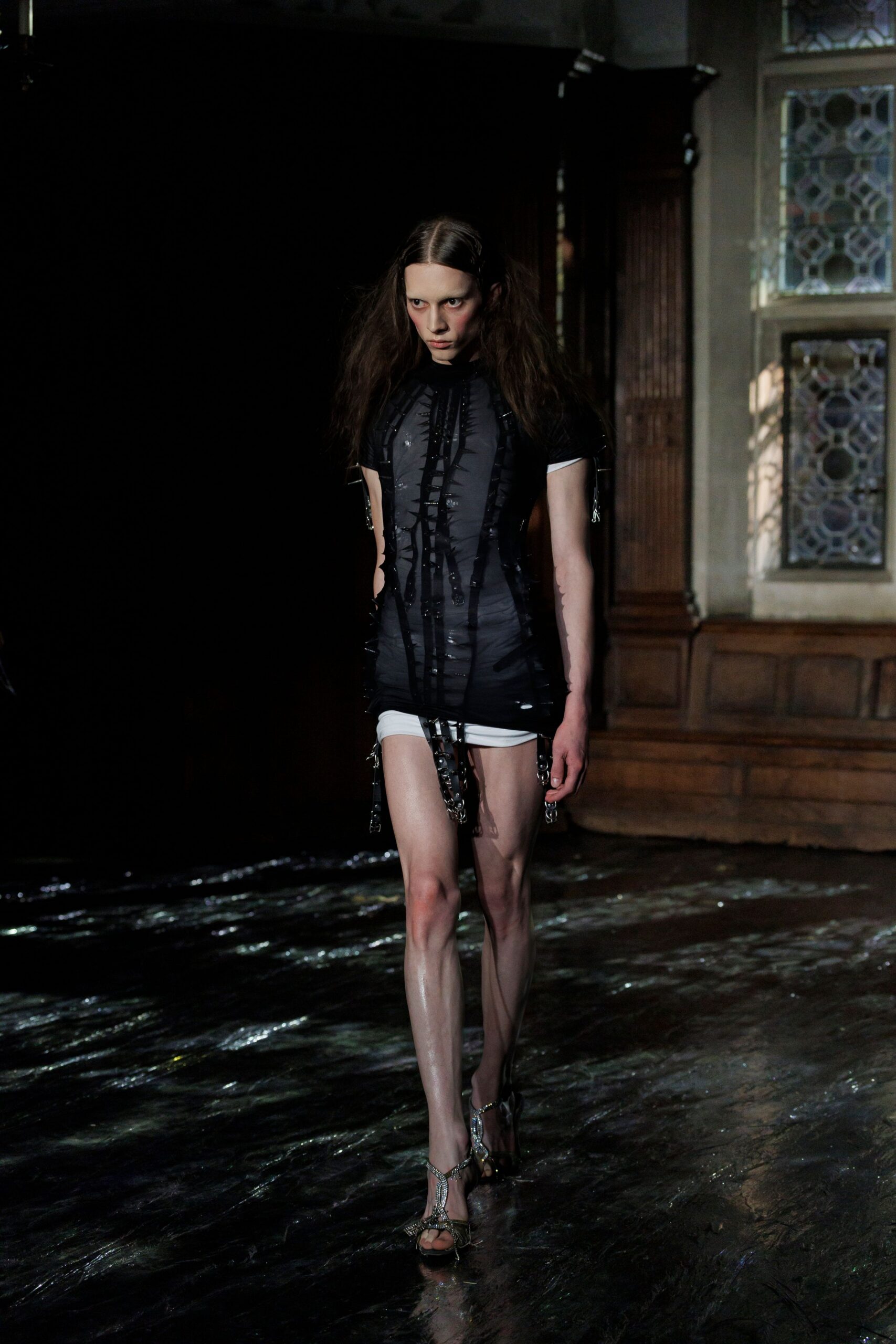 black silk short-sleeve v-neck fitted zippered ruffled dress