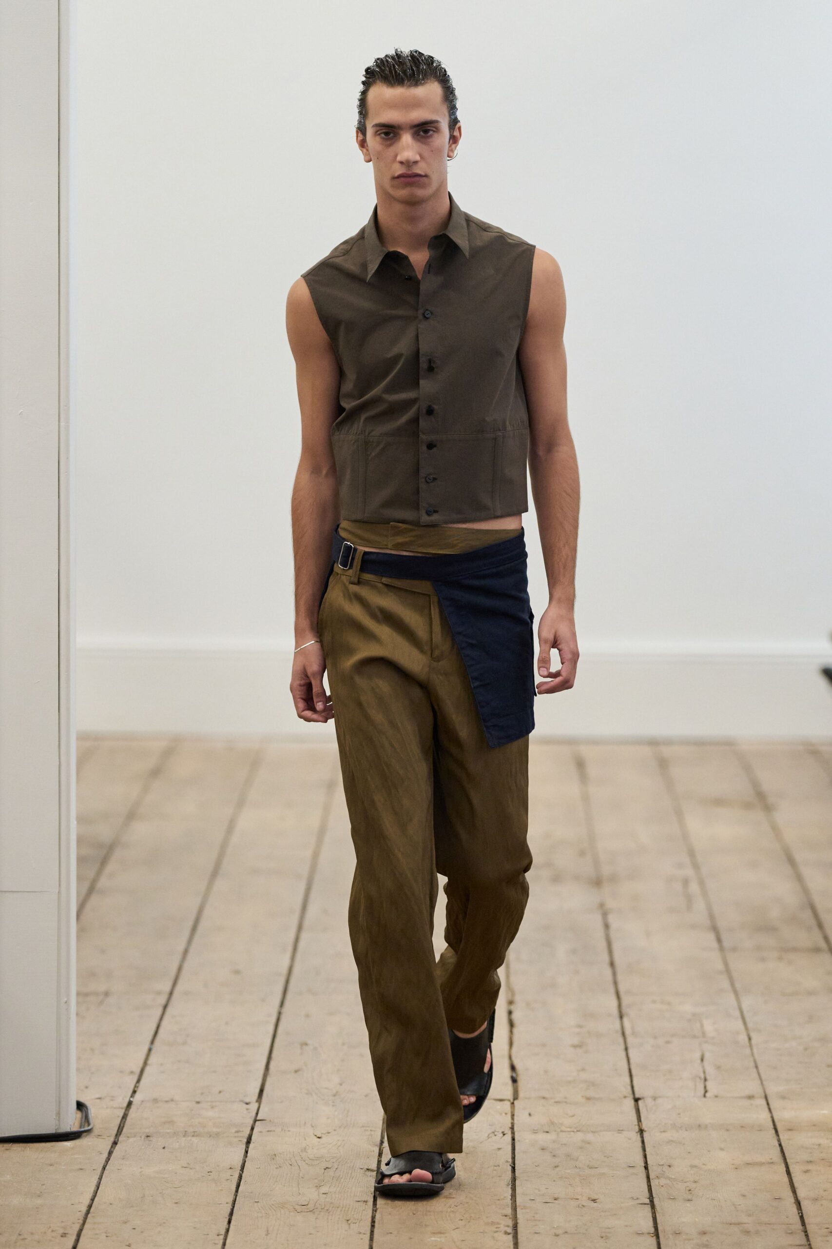 green cotton relaxed zippered pants