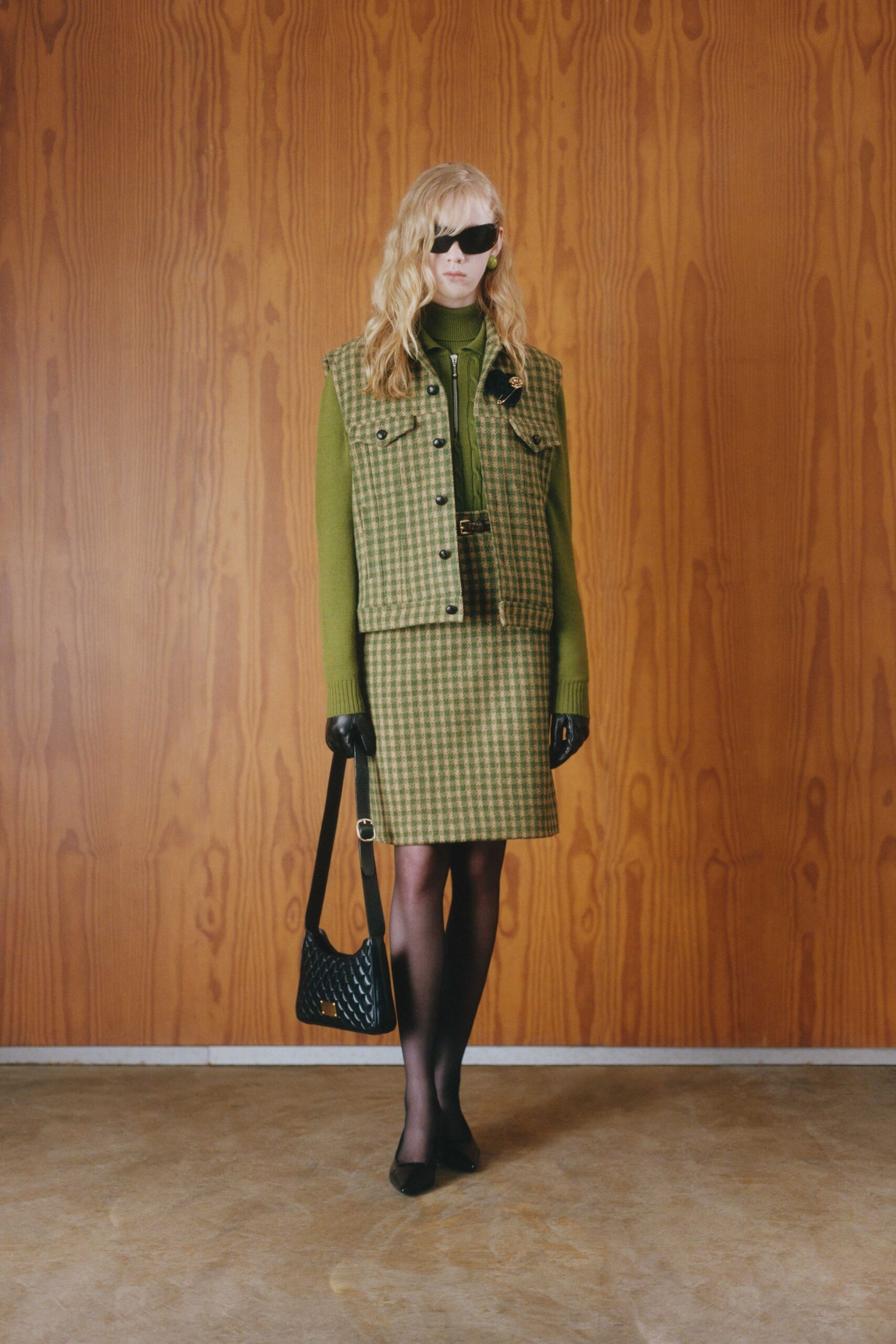 green cotton long-sleeve collared fitted checked buttoned jacket