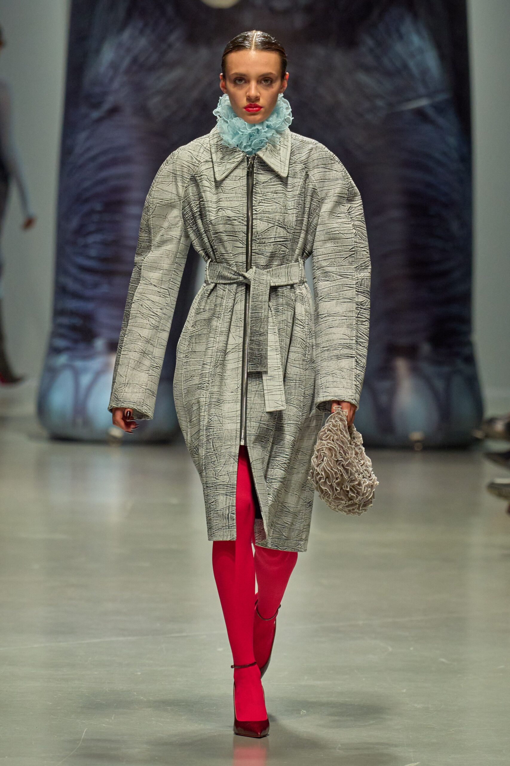 gray cotton long-sleeve collared oversized zippered belted coat