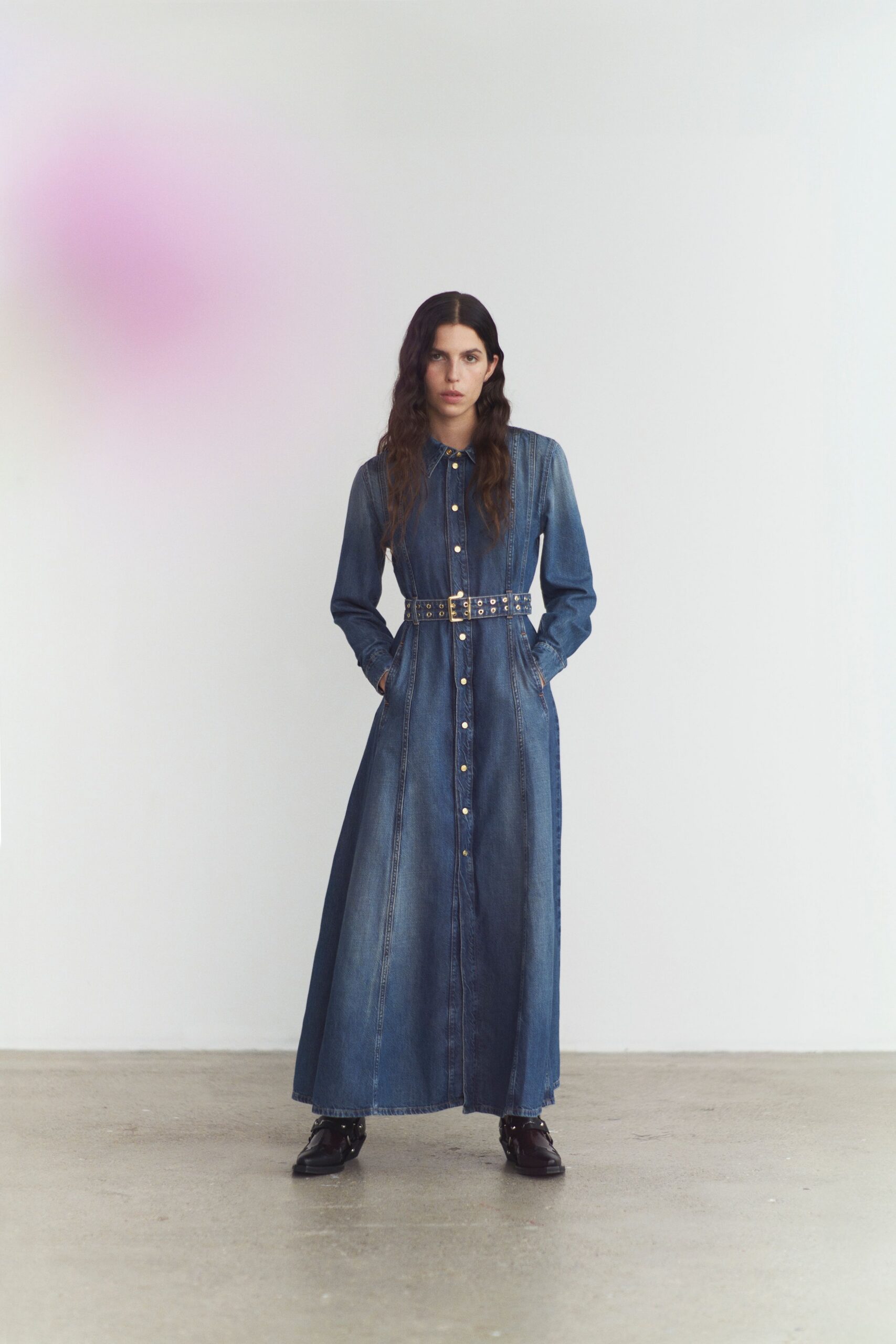 blue denim long-sleeve collared fitted buttoned pockets dress