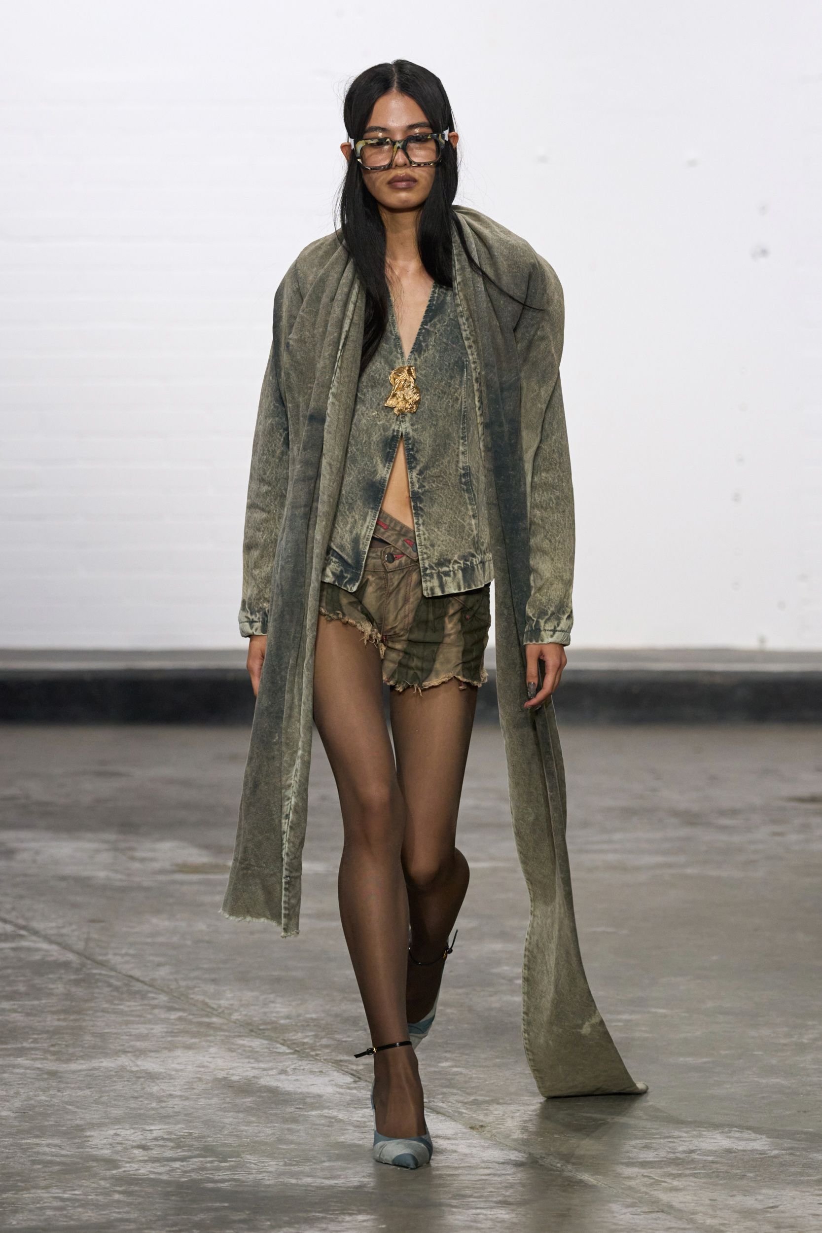 gray denim long-sleeve collared relaxed layered jacket