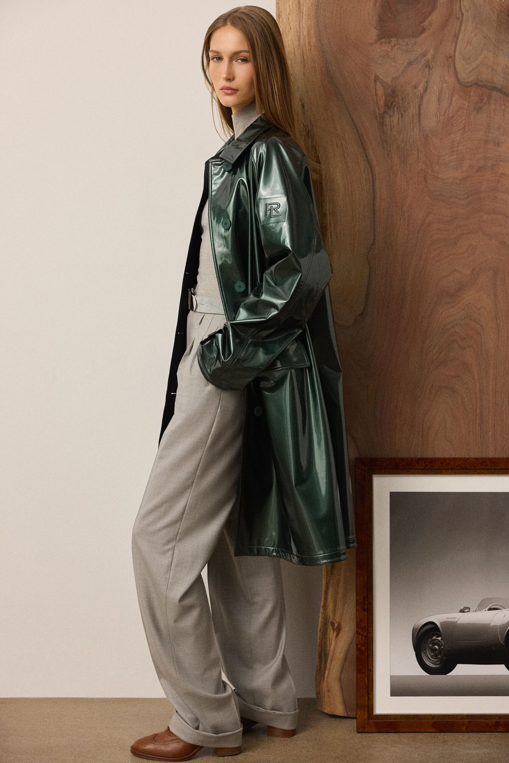 green vinyl long-sleeve collared relaxed zippered shiny coat