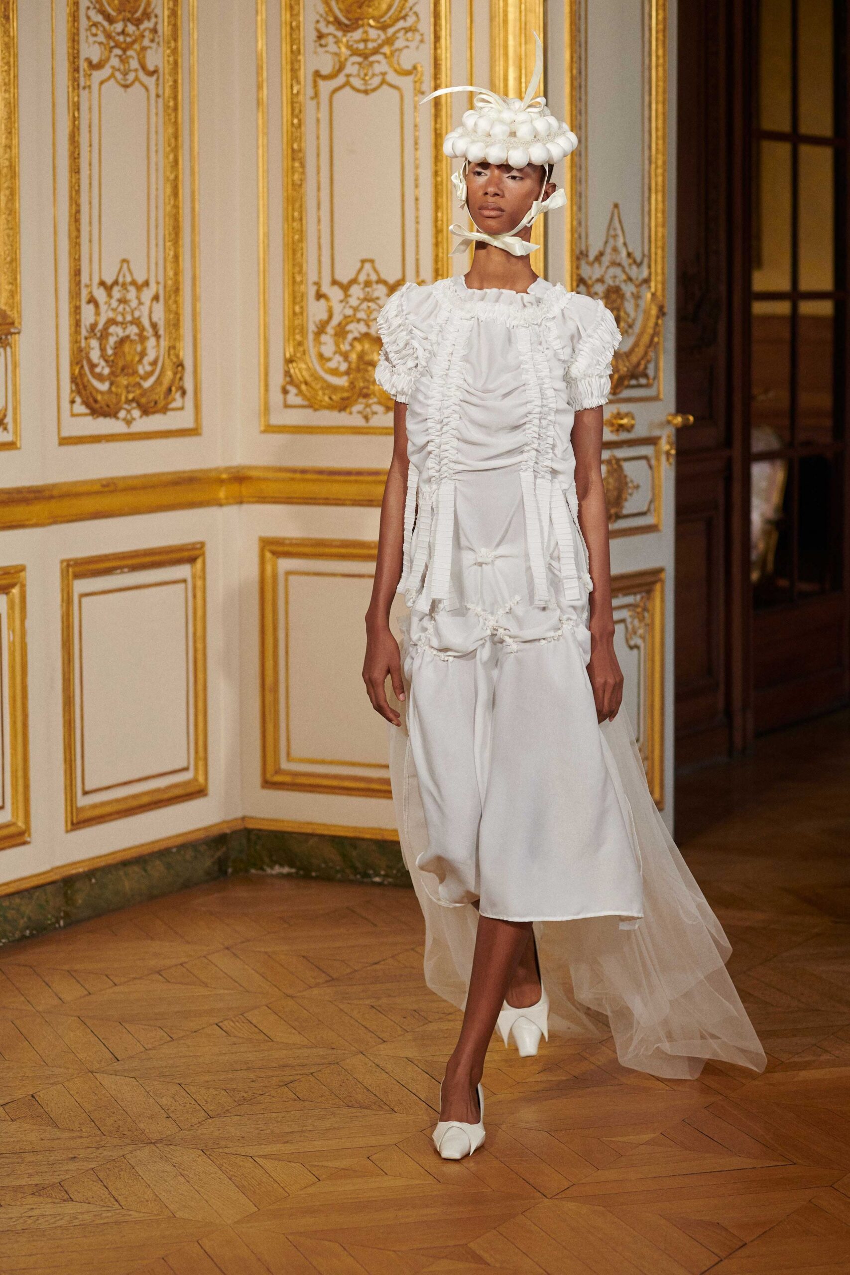 white cotton short-sleeve v-neck fitted ruffled draped dress