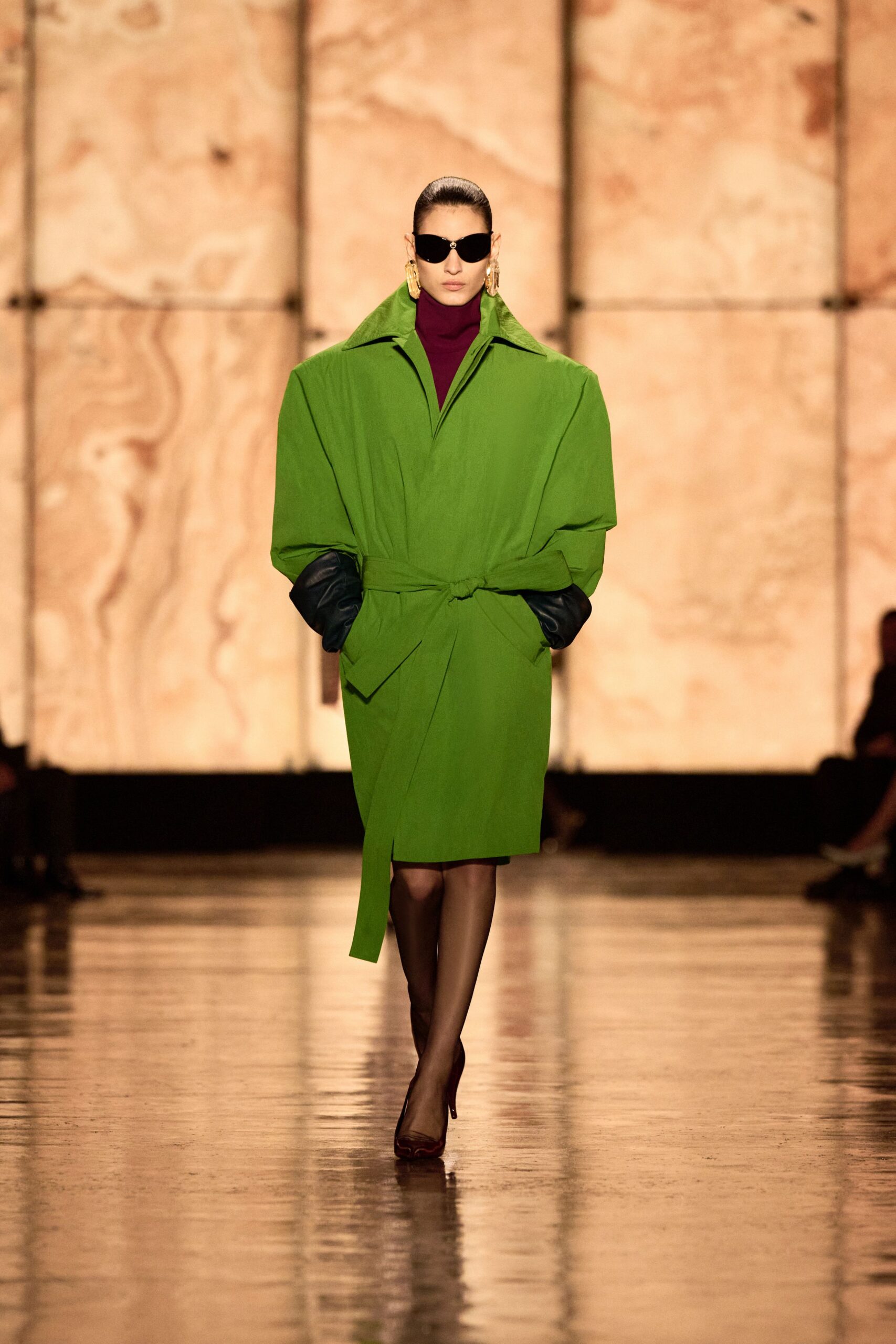 green cotton long-sleeve collared oversized belted coat