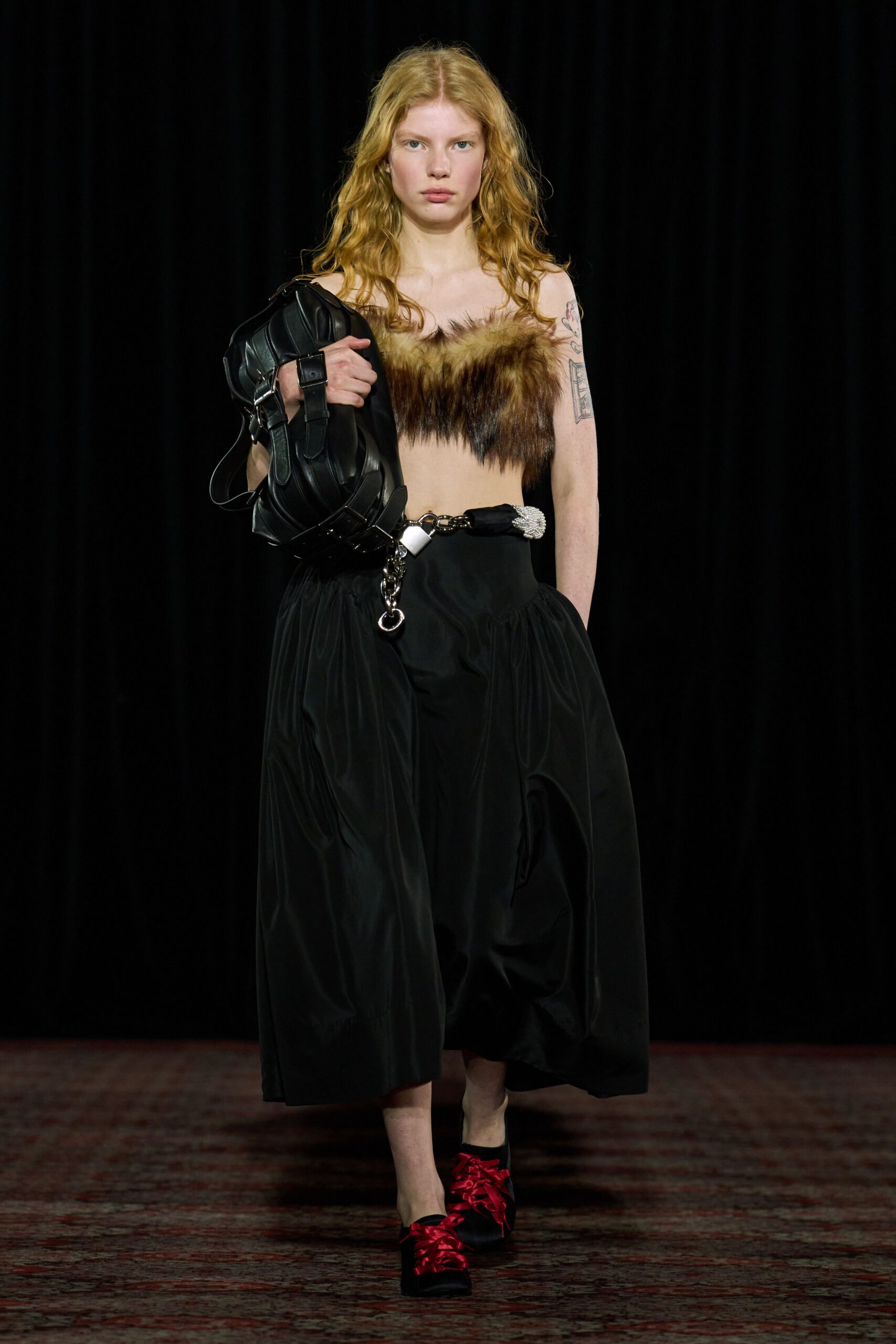 brown fur sleeveless fitted top