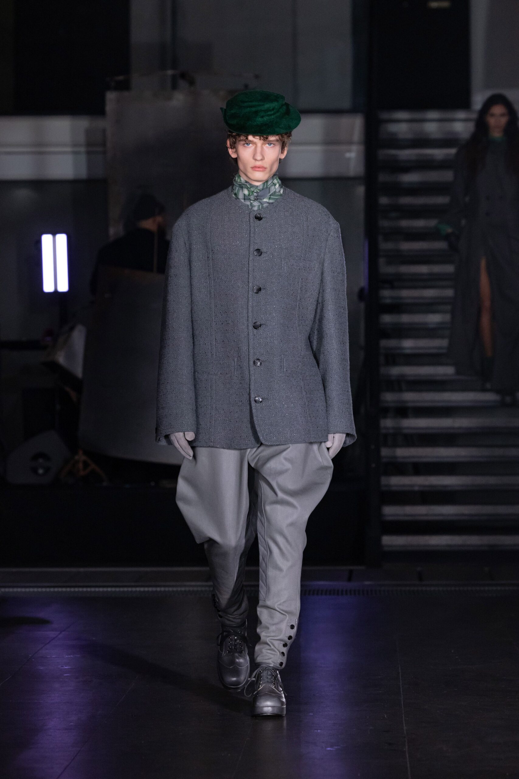 gray wool gloves