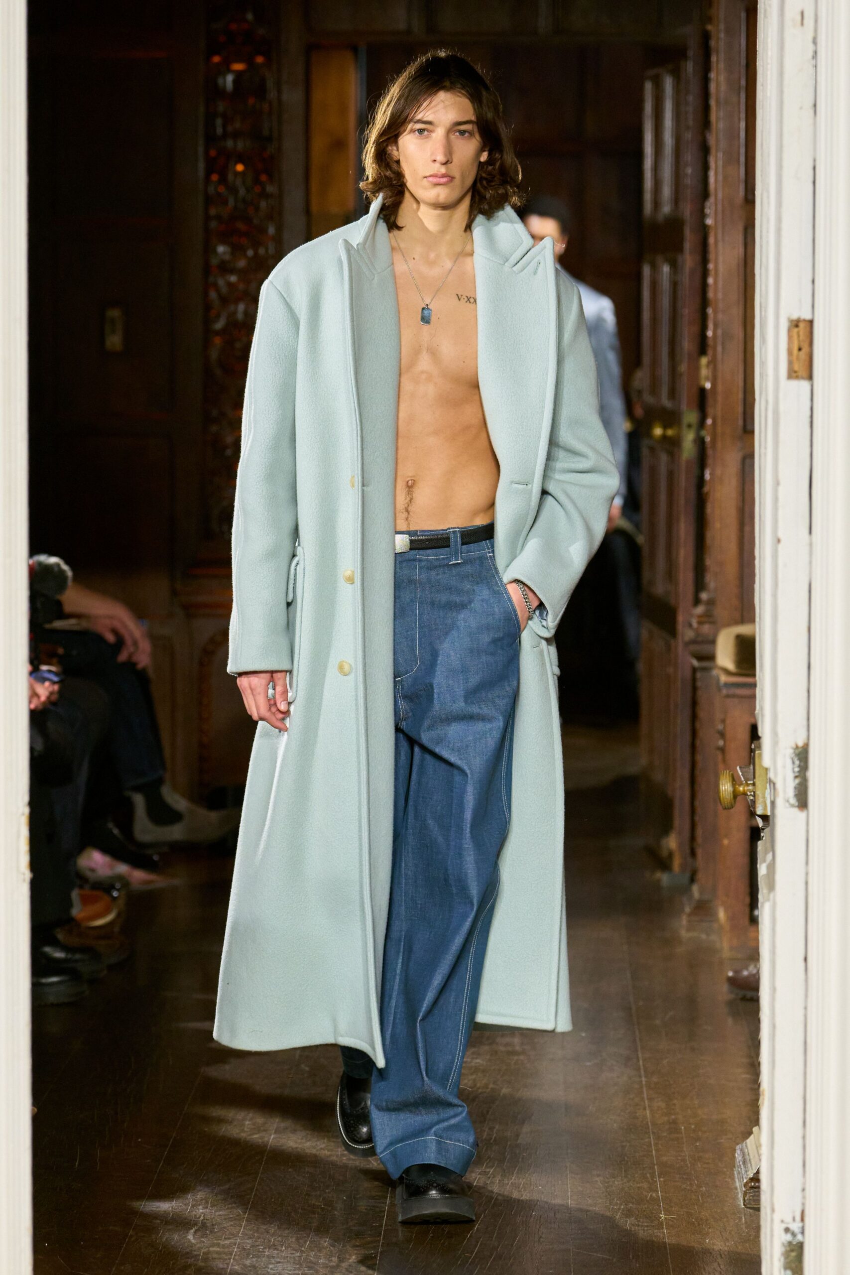 blue wool long-sleeve collared relaxed buttoned coat
