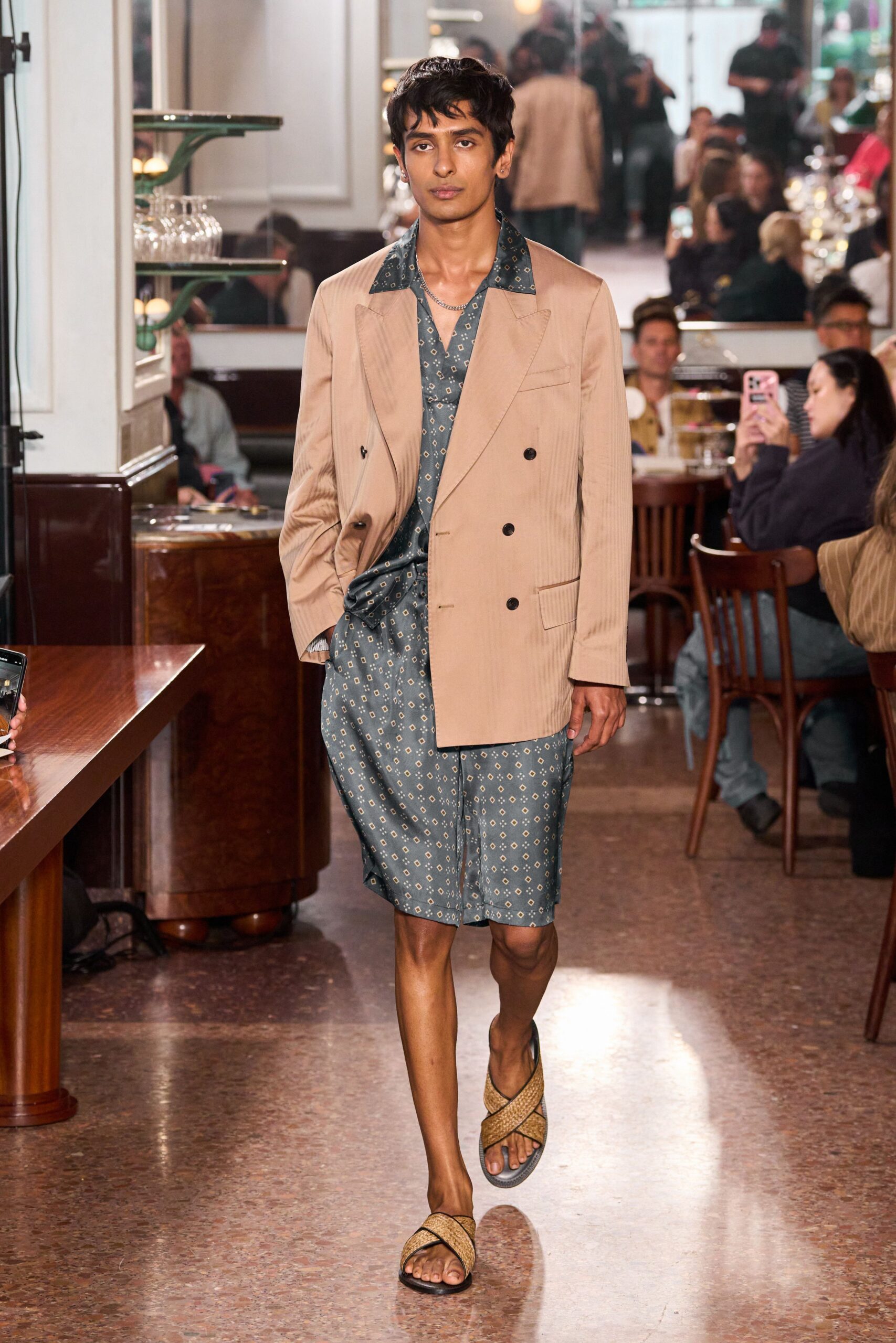 beige cotton long-sleeve double-breasted structured buttoned blazer
