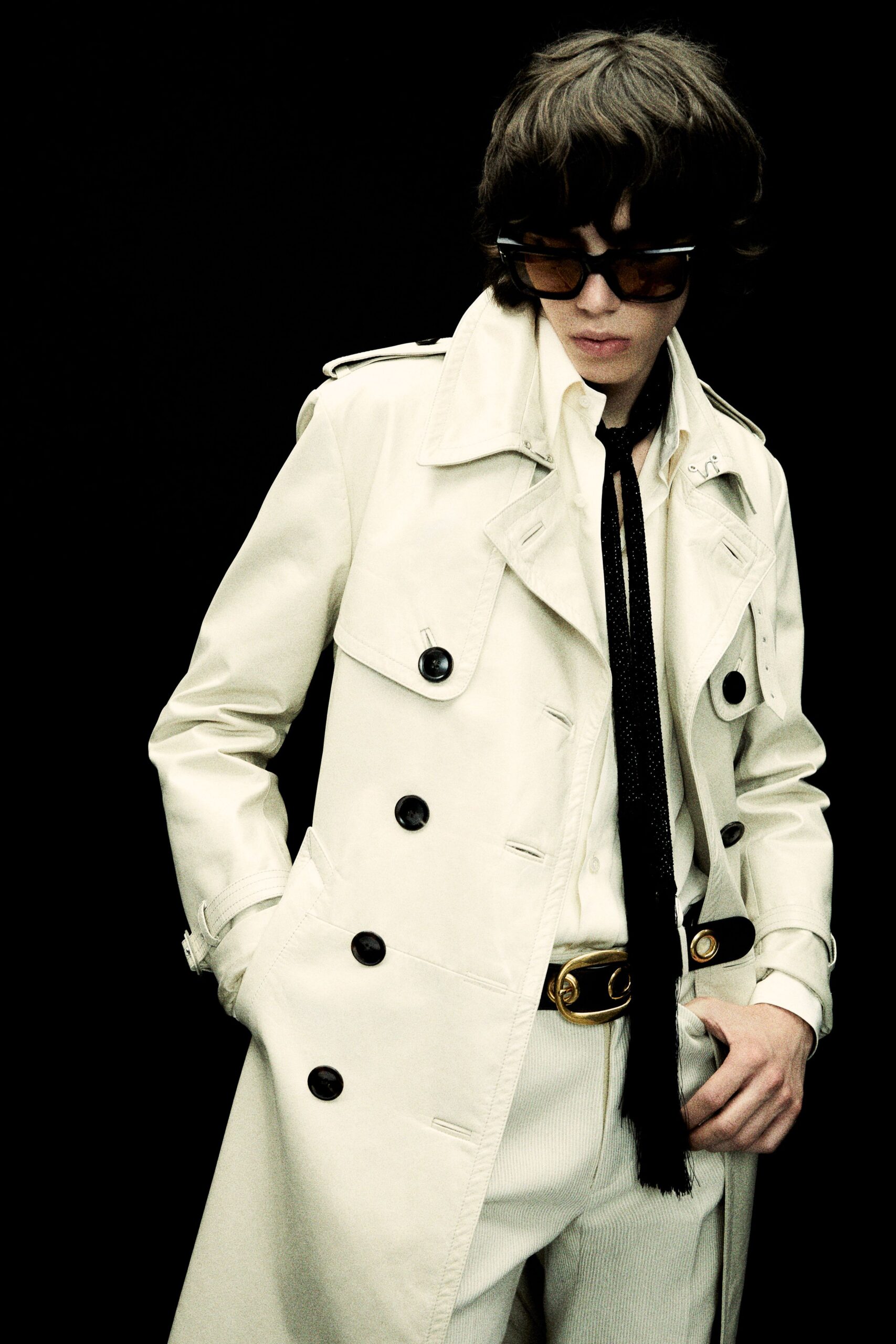 white cotton long-sleeve collared fitted buttoned trench