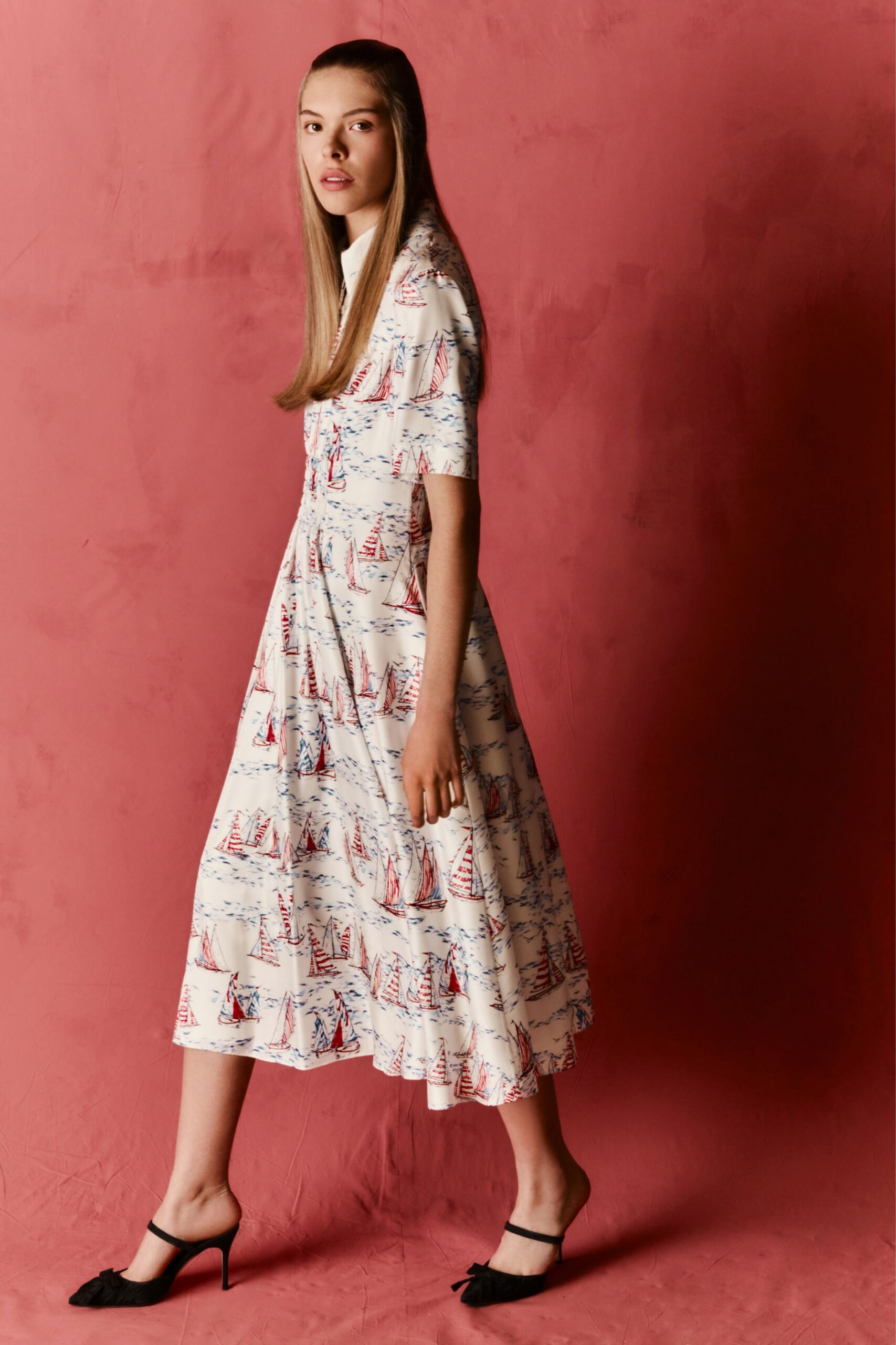 white cotton short-sleeve collared fitted printed tiered dress
