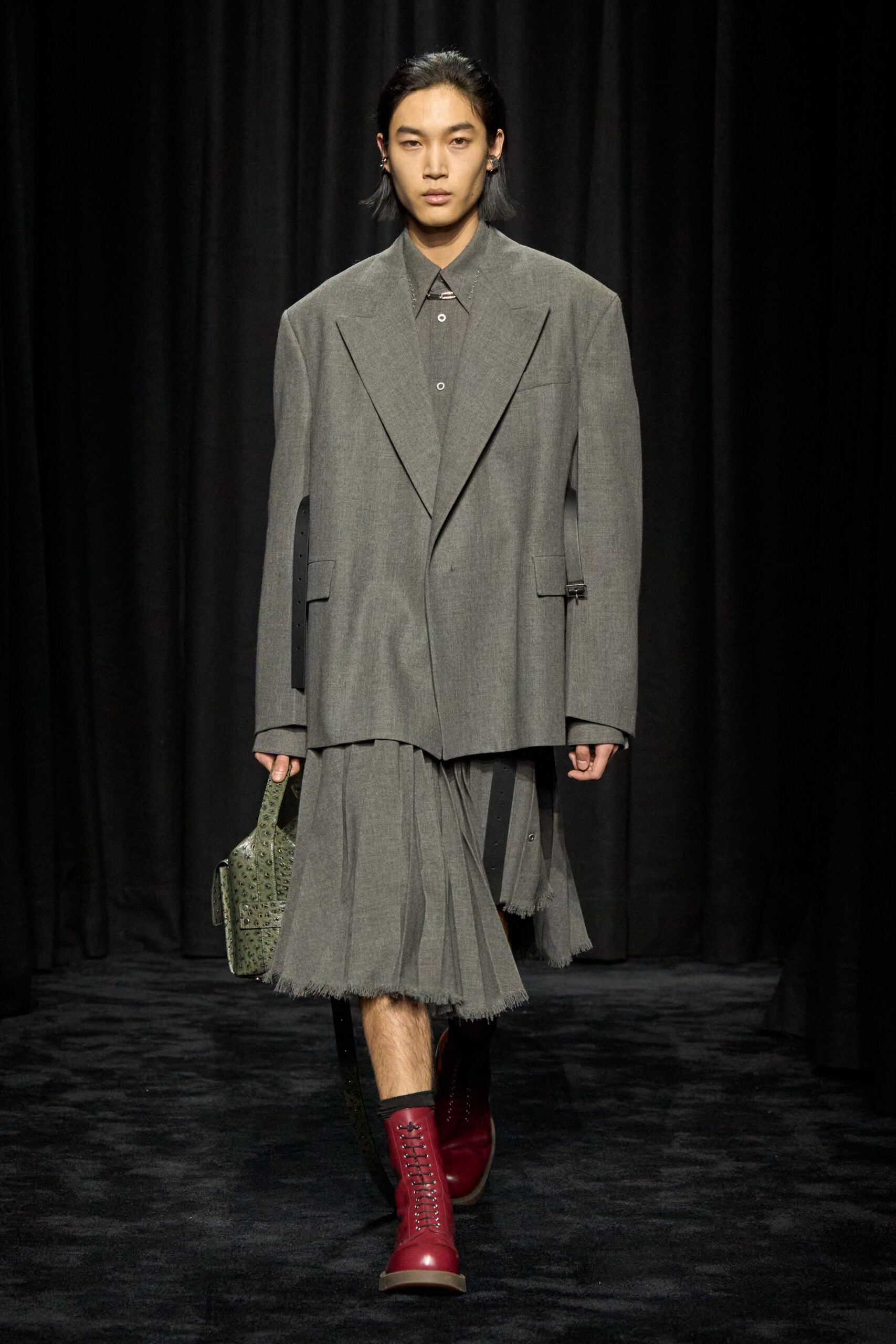 gray oversized blazer with pleated skirt