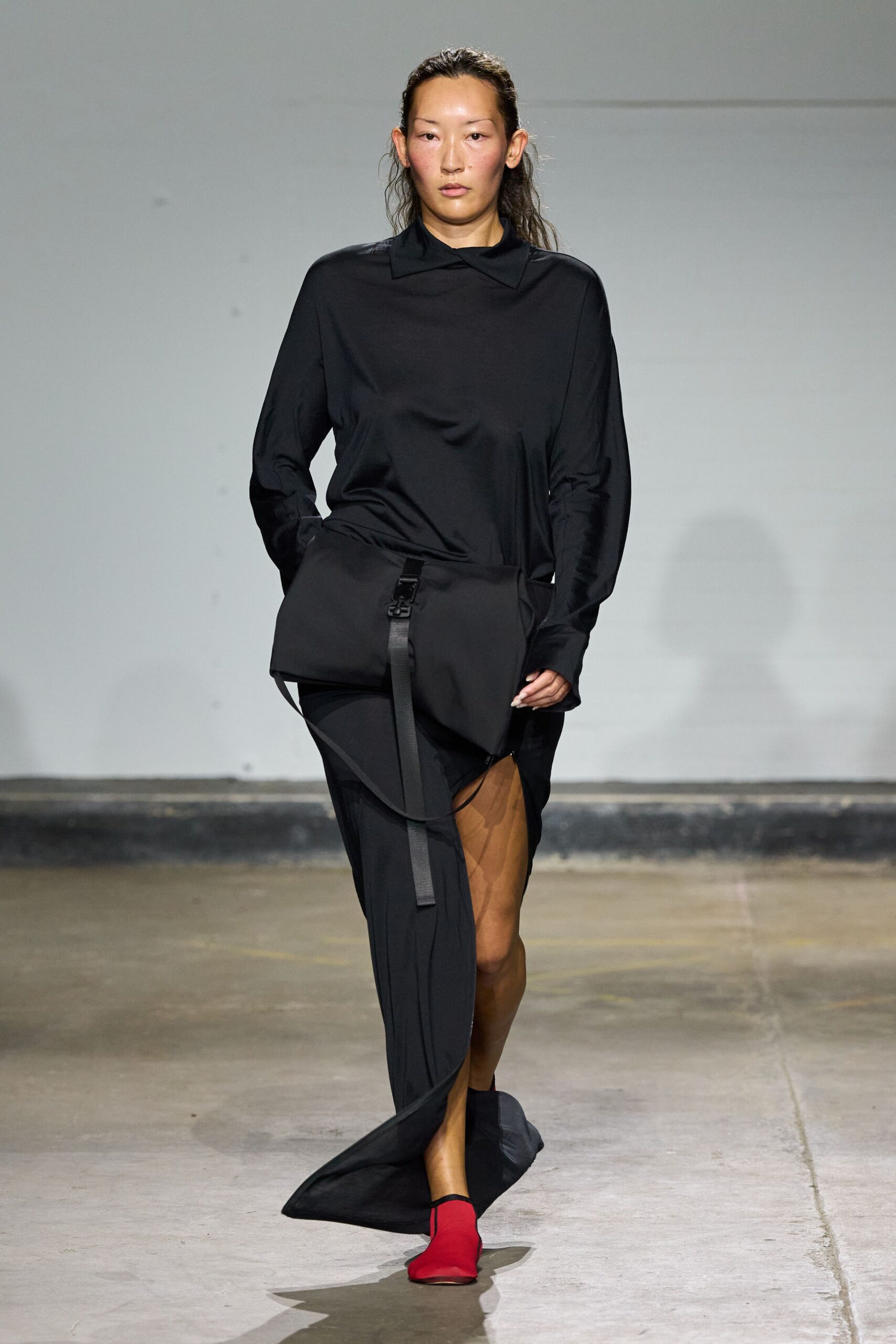 black long-sleeve midi dress with red shoes