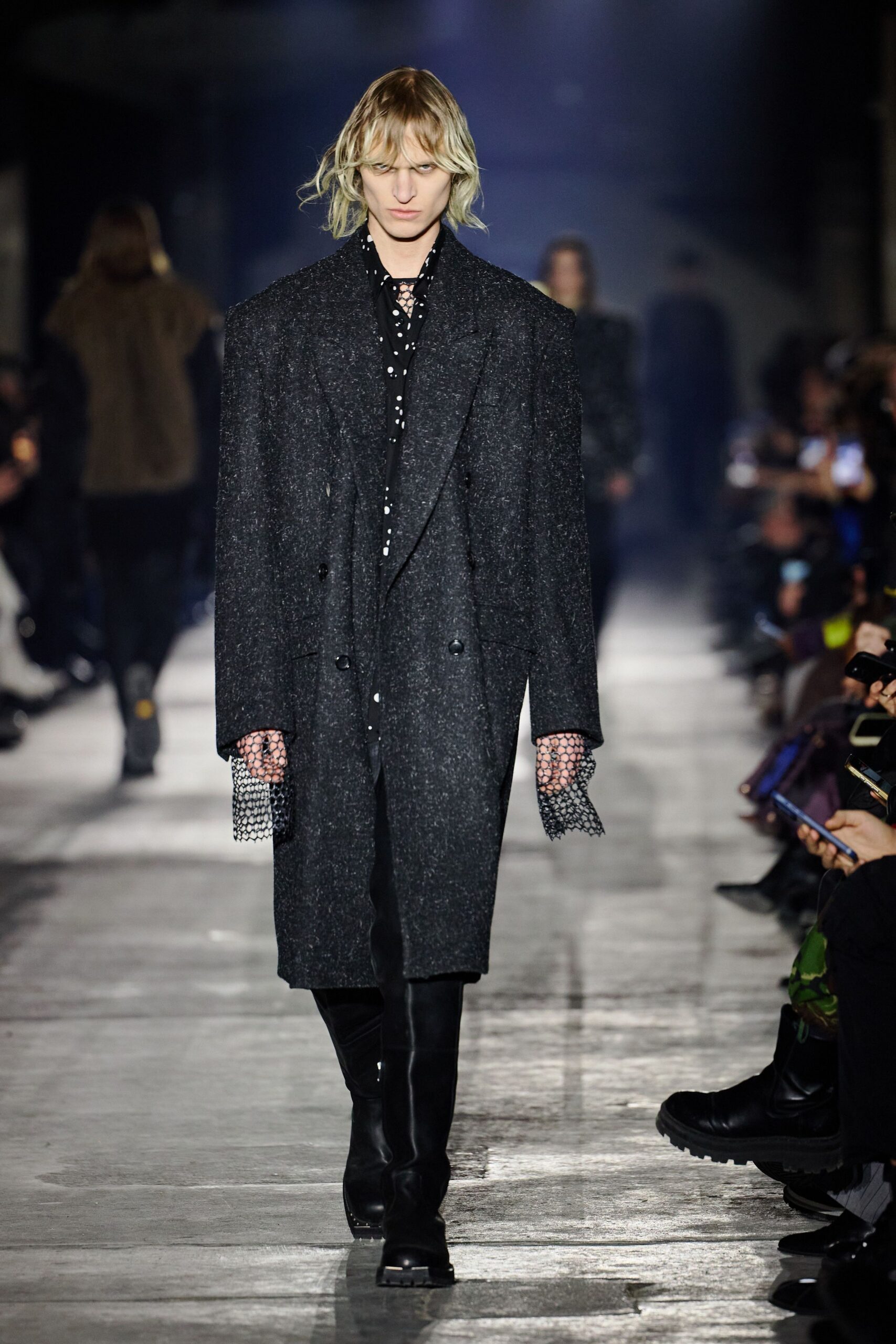 gray wool long-sleeve double-breasted oversized textured coat