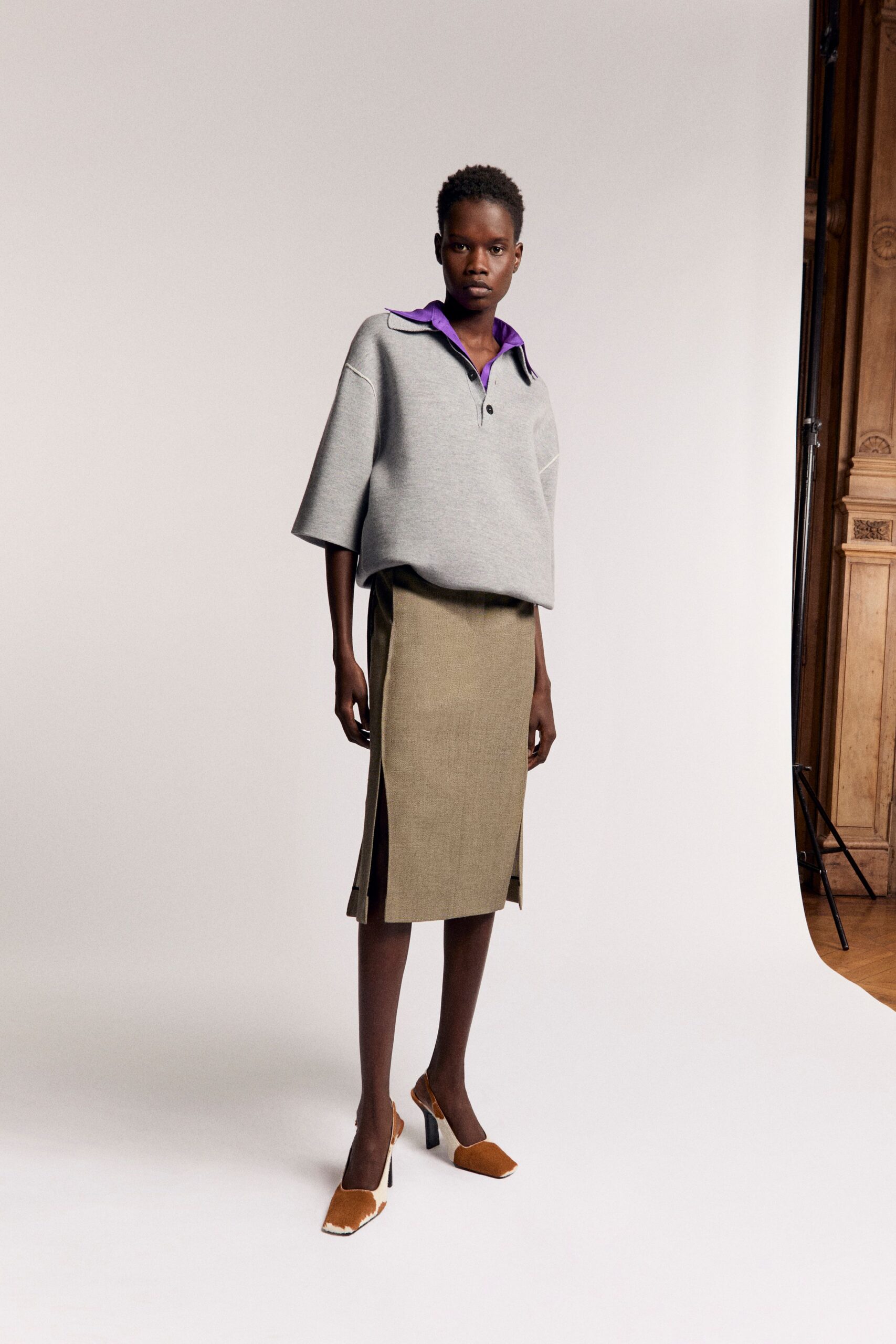 beige cotton slit fitted skirt