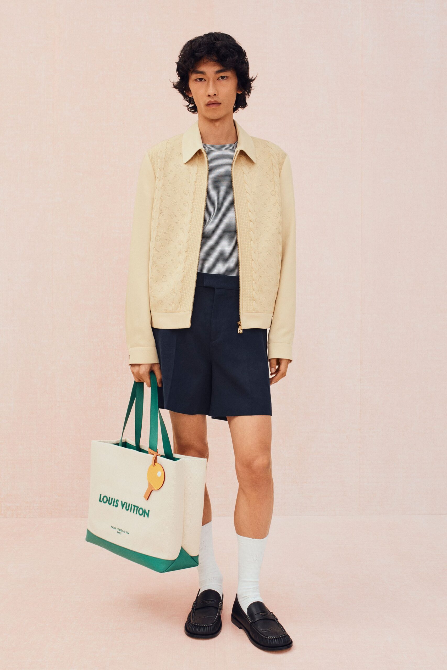 beige cotton long-sleeve collared fitted zippered jacket