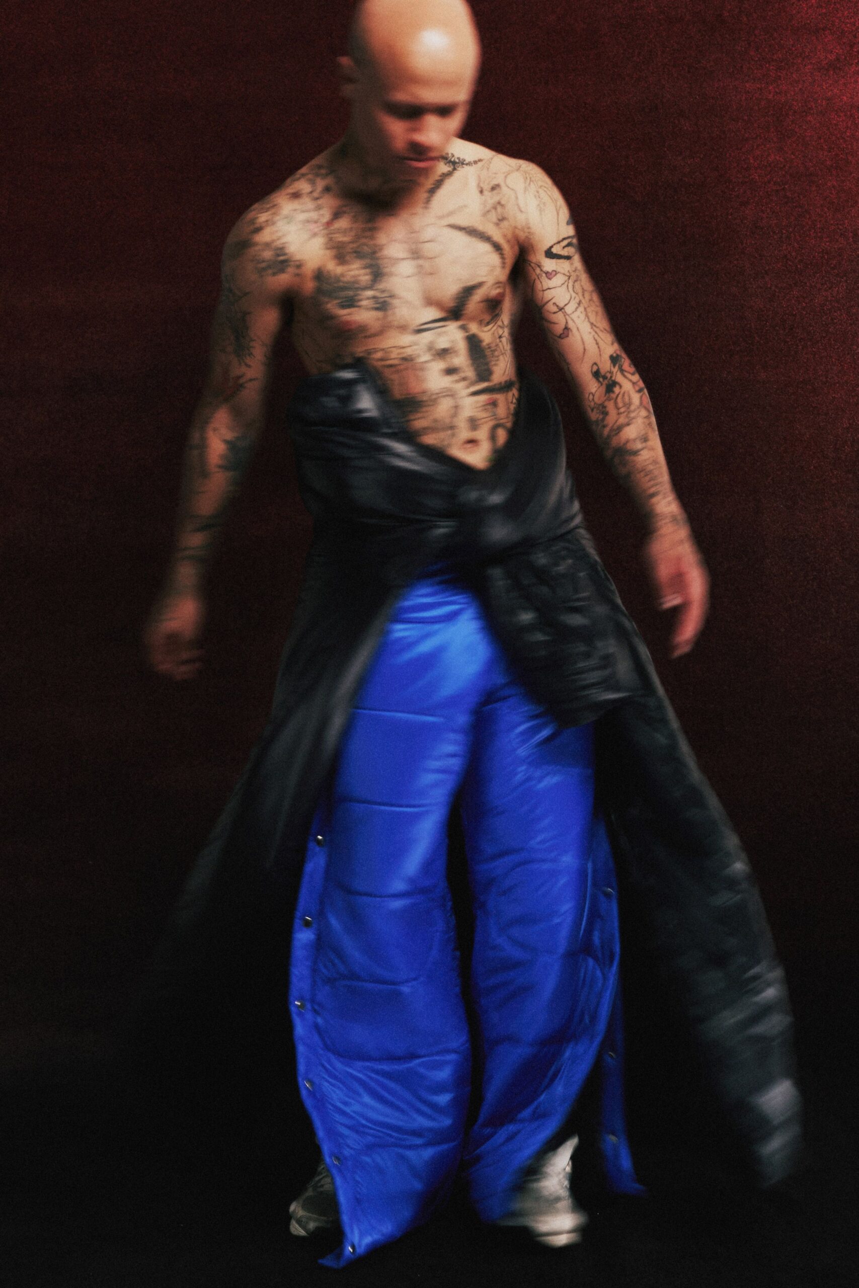 blue vinyl fitted wide-leg buttoned pants