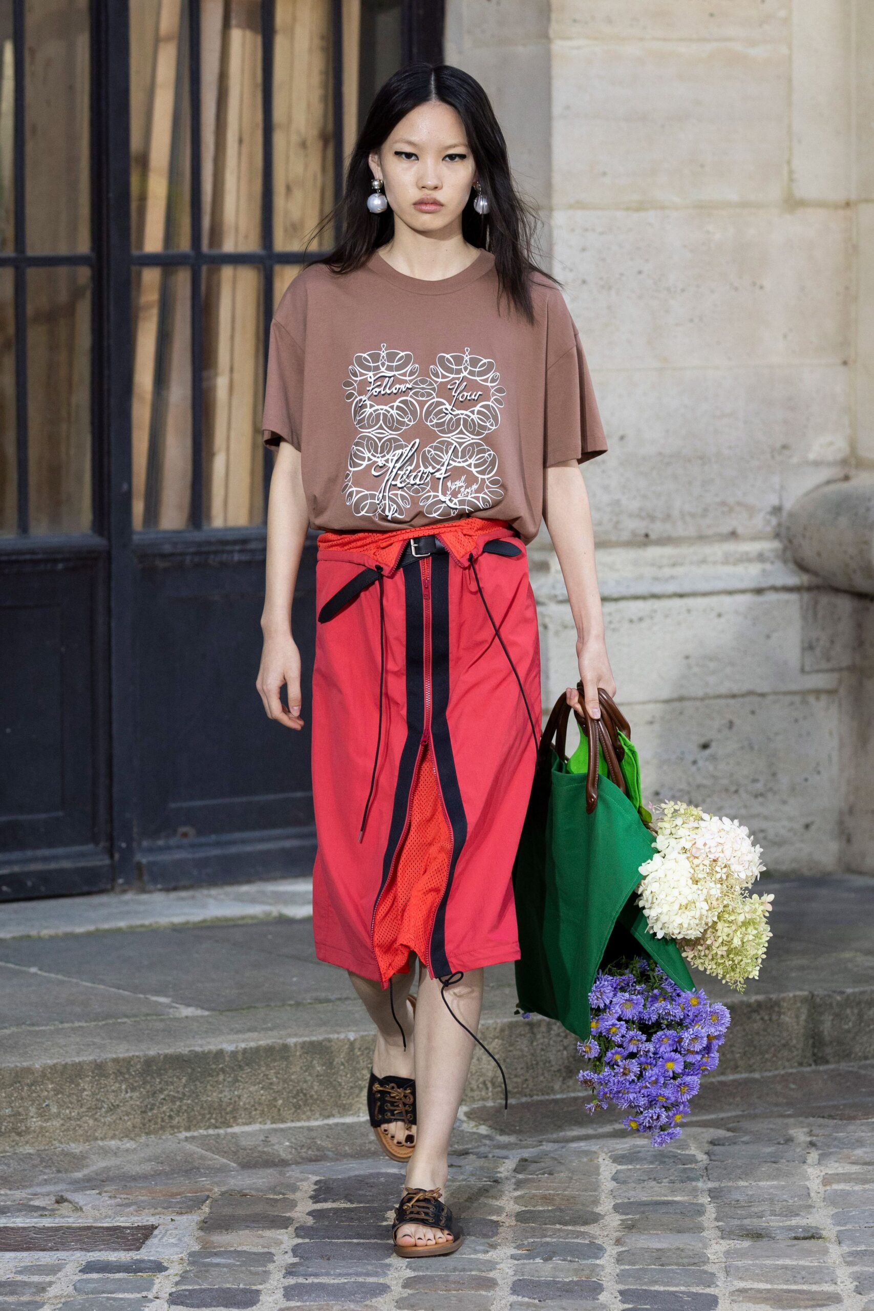 red cotton fitted high-waisted tiered zippered skirt