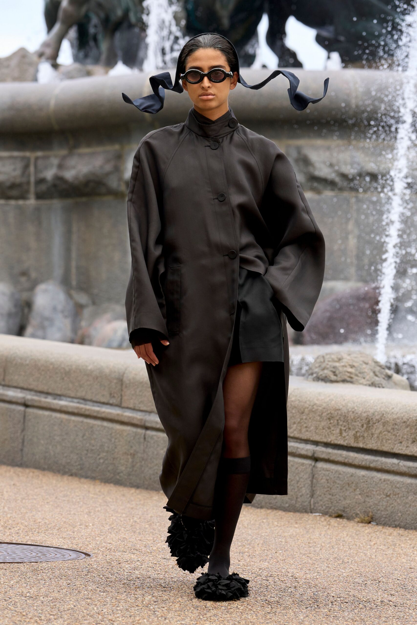 black silk long-sleeve collared oversized buttoned coat