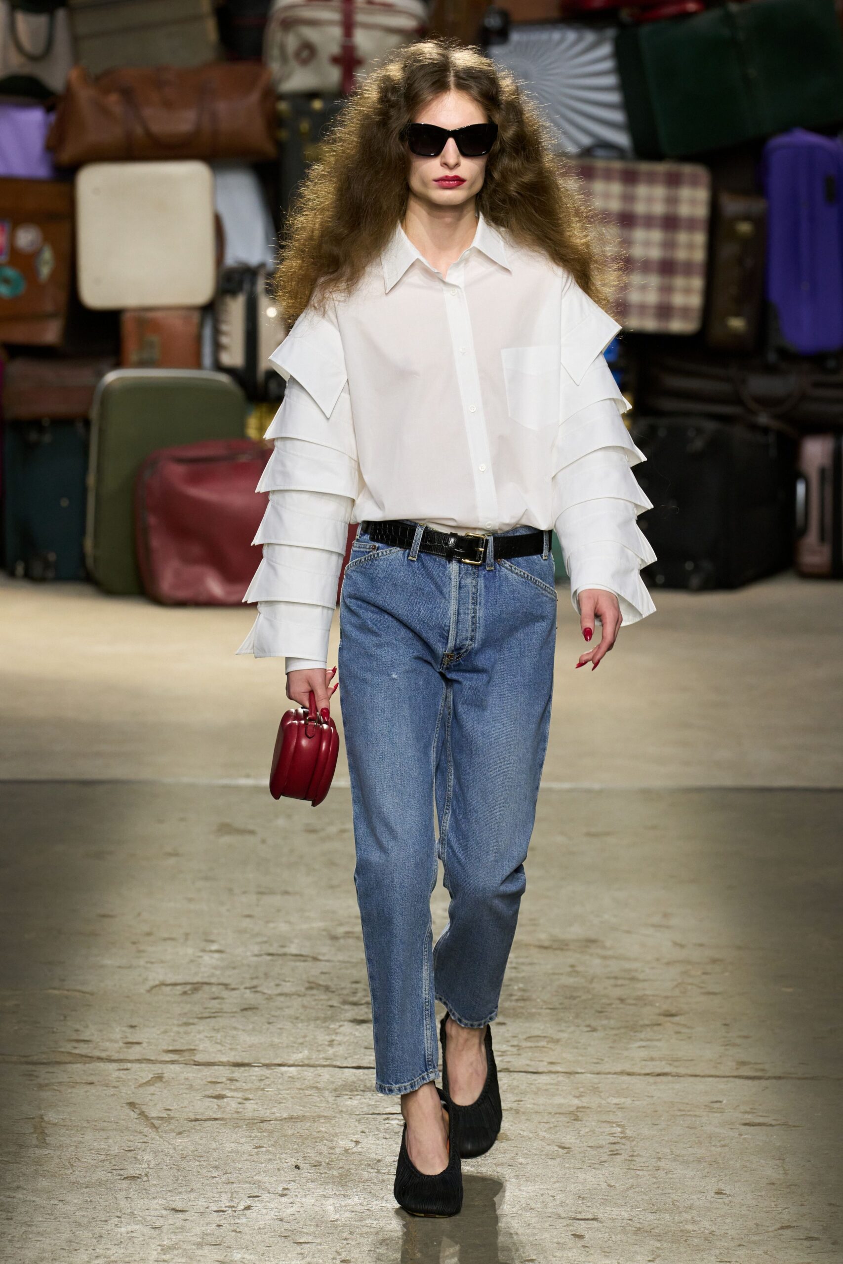 white pleated shirt with jeans