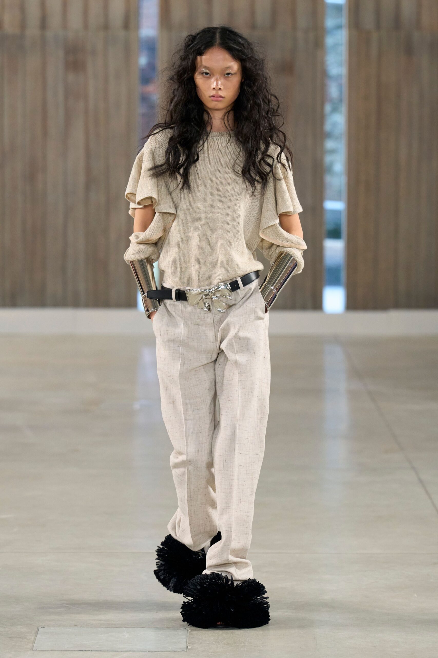white linen relaxed straight-leg pants