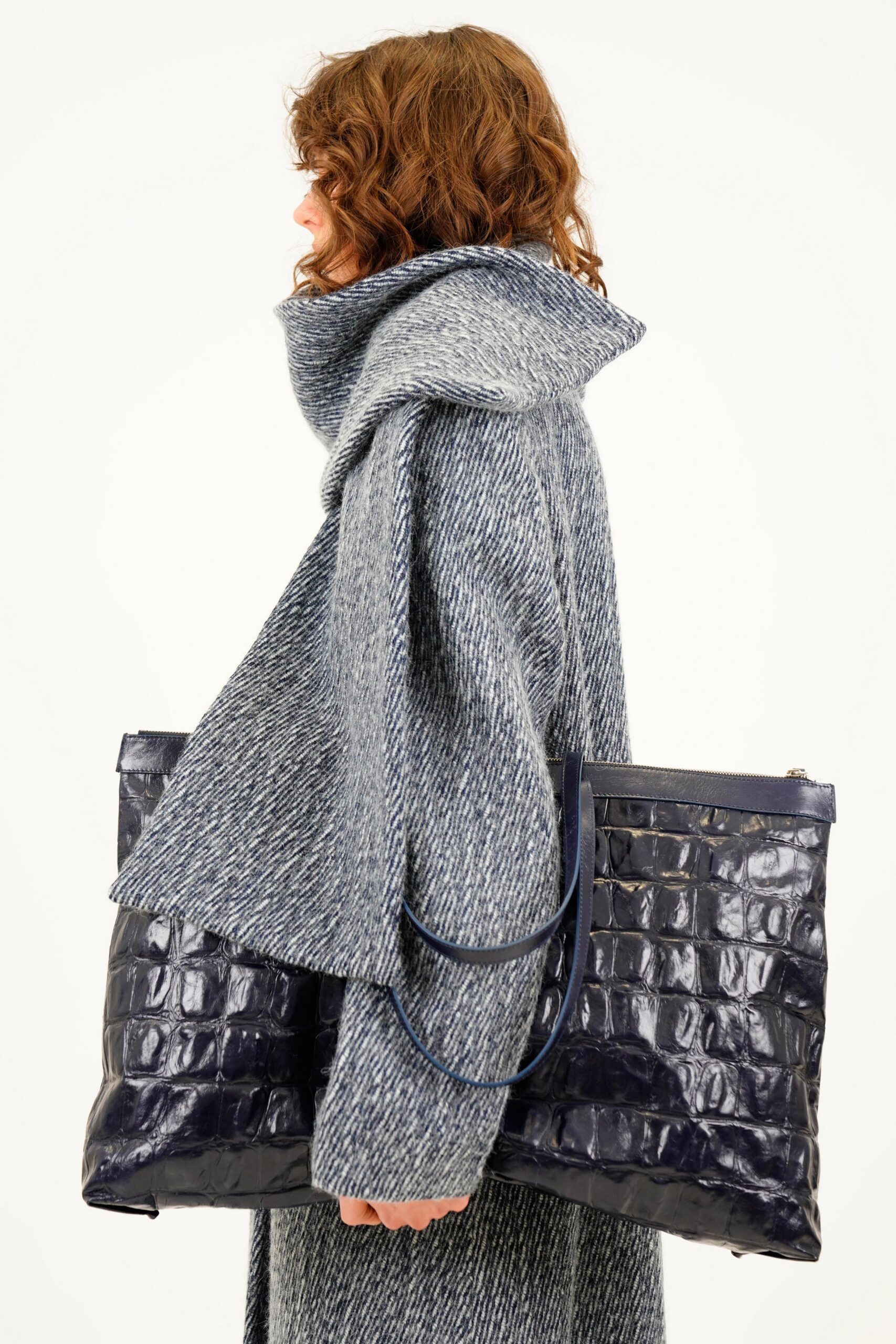 gray wool long-sleeve collared relaxed layered coat