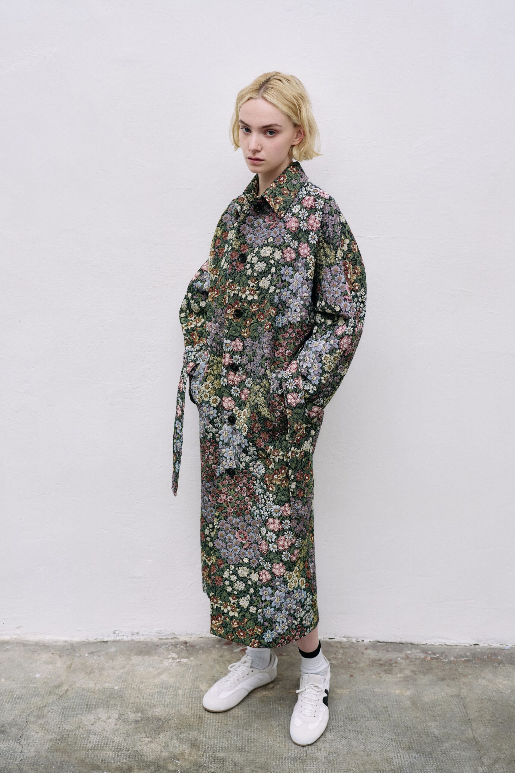 multi cotton long-sleeve collared oversized floral buttoned dress